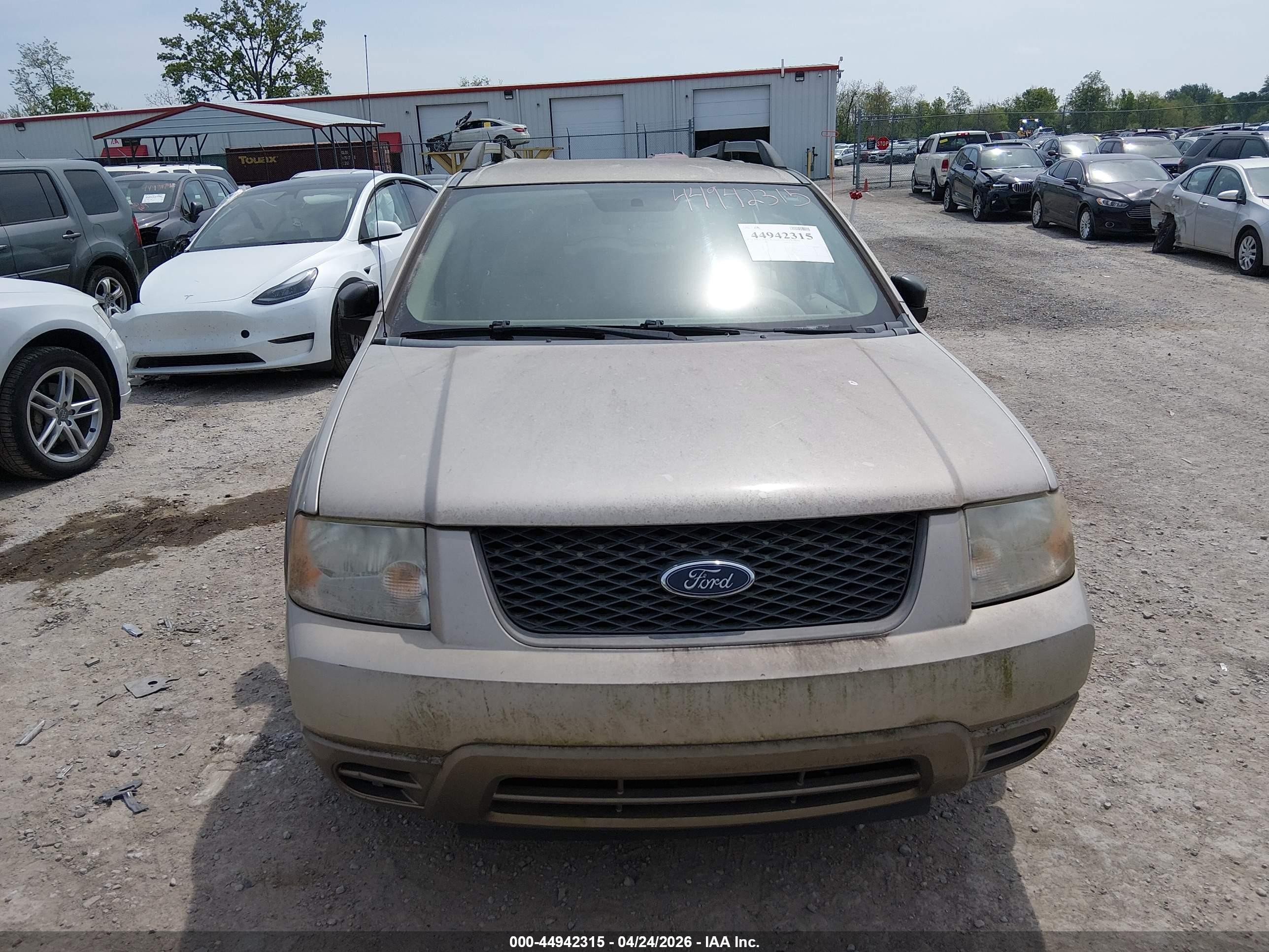 2005 Ford Freestyle Se Gold vin: 1FMZK01195GA31427