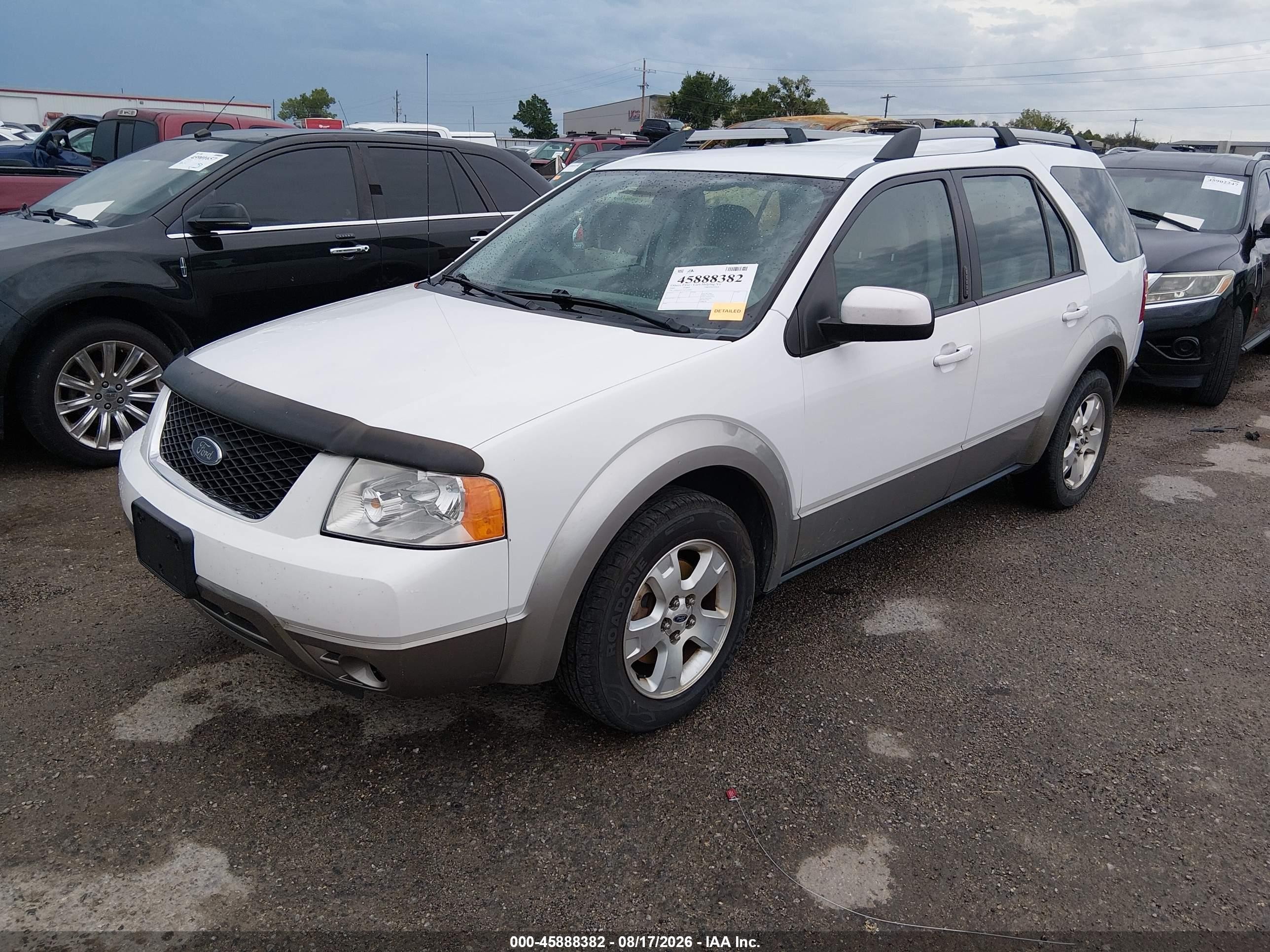 2005 Ford Freestyle Sel White vin: 1FMZK02115GA16905