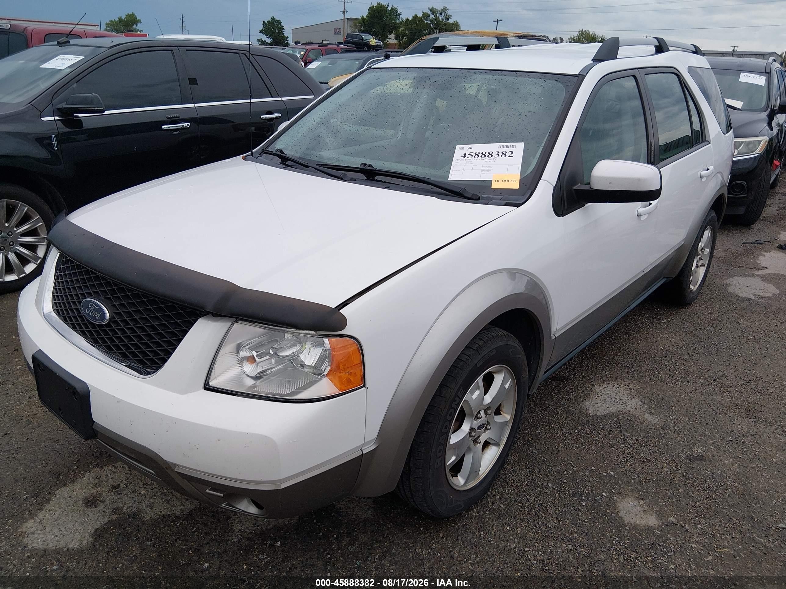 2005 Ford Freestyle Sel White vin: 1FMZK02115GA16905