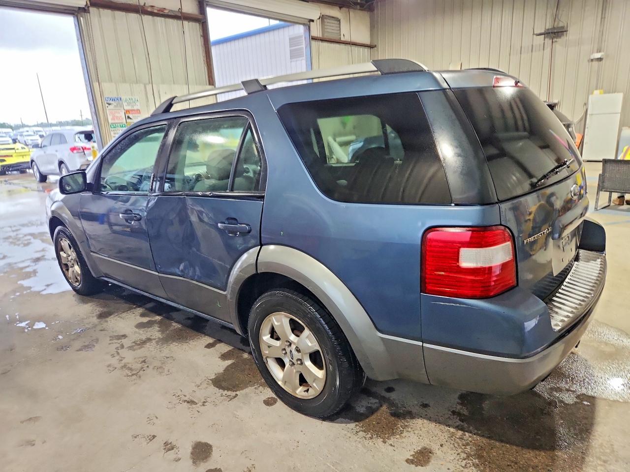 2005 Ford Freestyle Sel Blue vin: 1FMZK02135GA75440