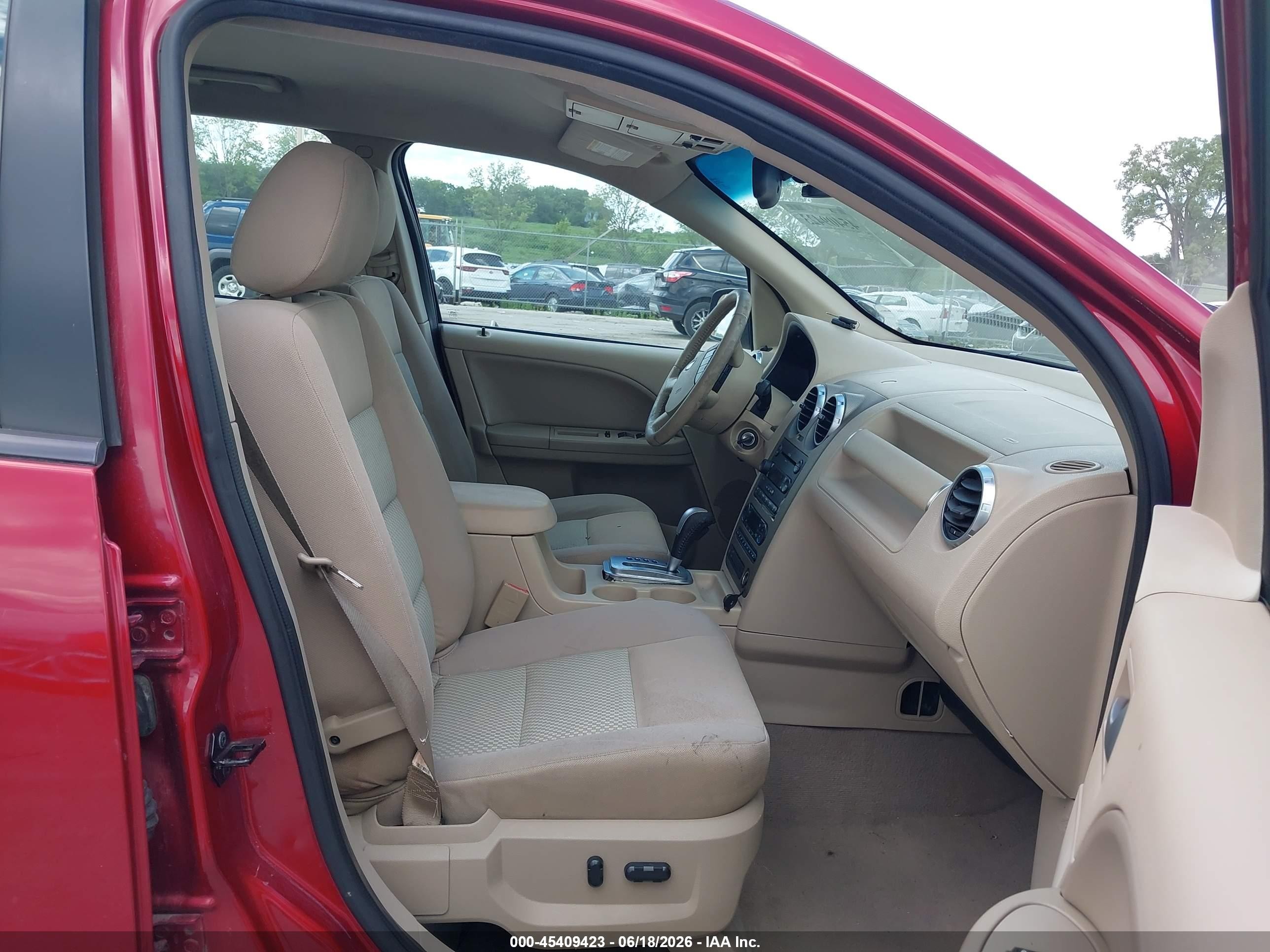 2005 Ford Freestyle Sel Red vin: 1FMZK02155GA31682