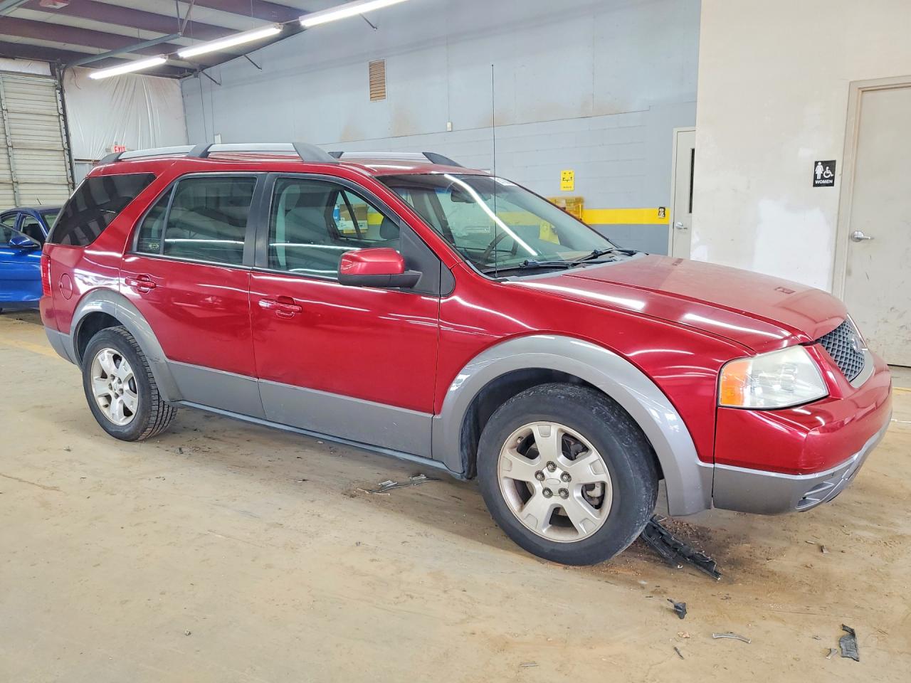 2007 Ford Freestyle Sel Red vin: 1FMZK02157GA00239