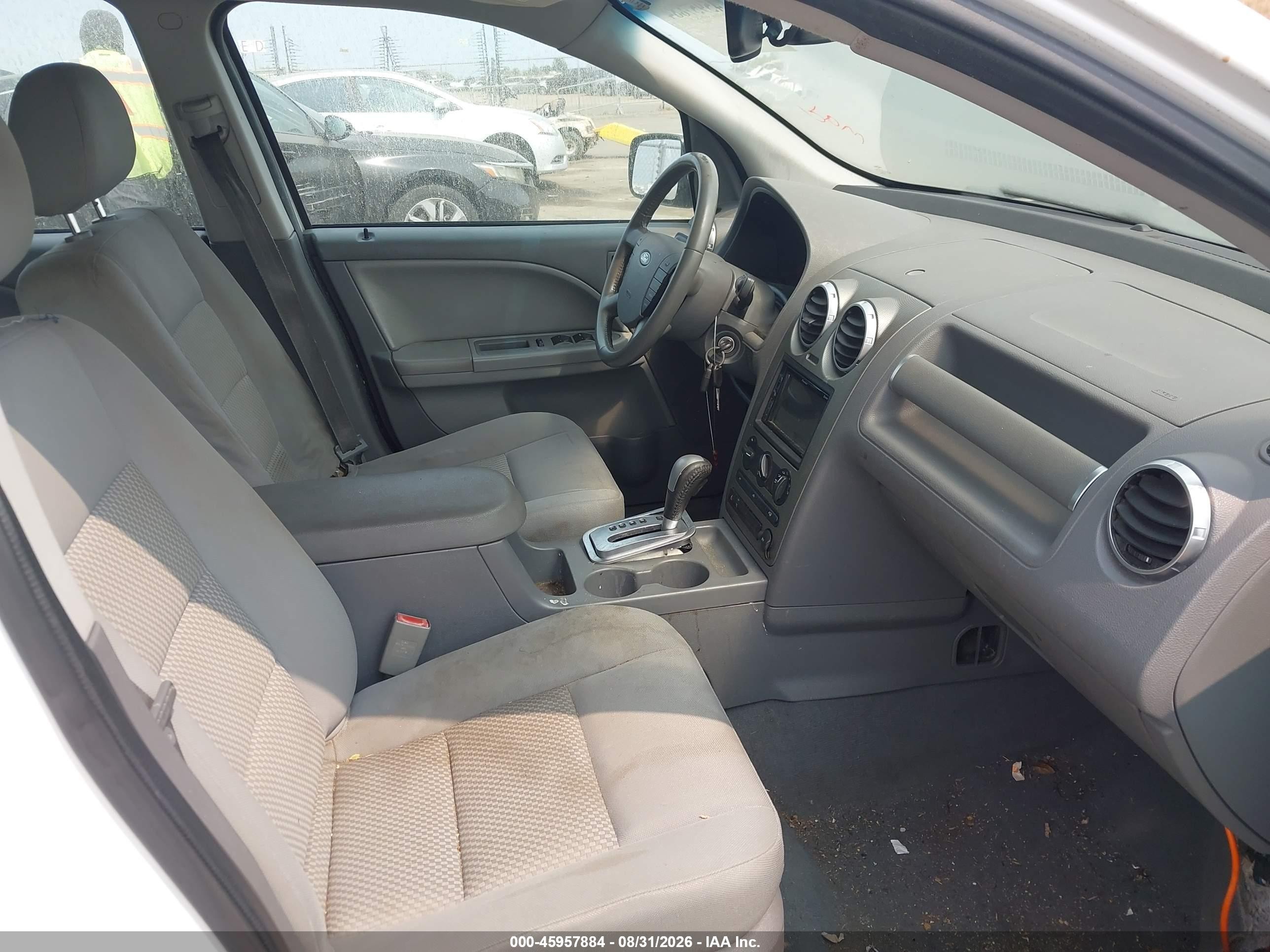 2005 Ford Freestyle Sel Белый vin: 1FMZK02185GA37444