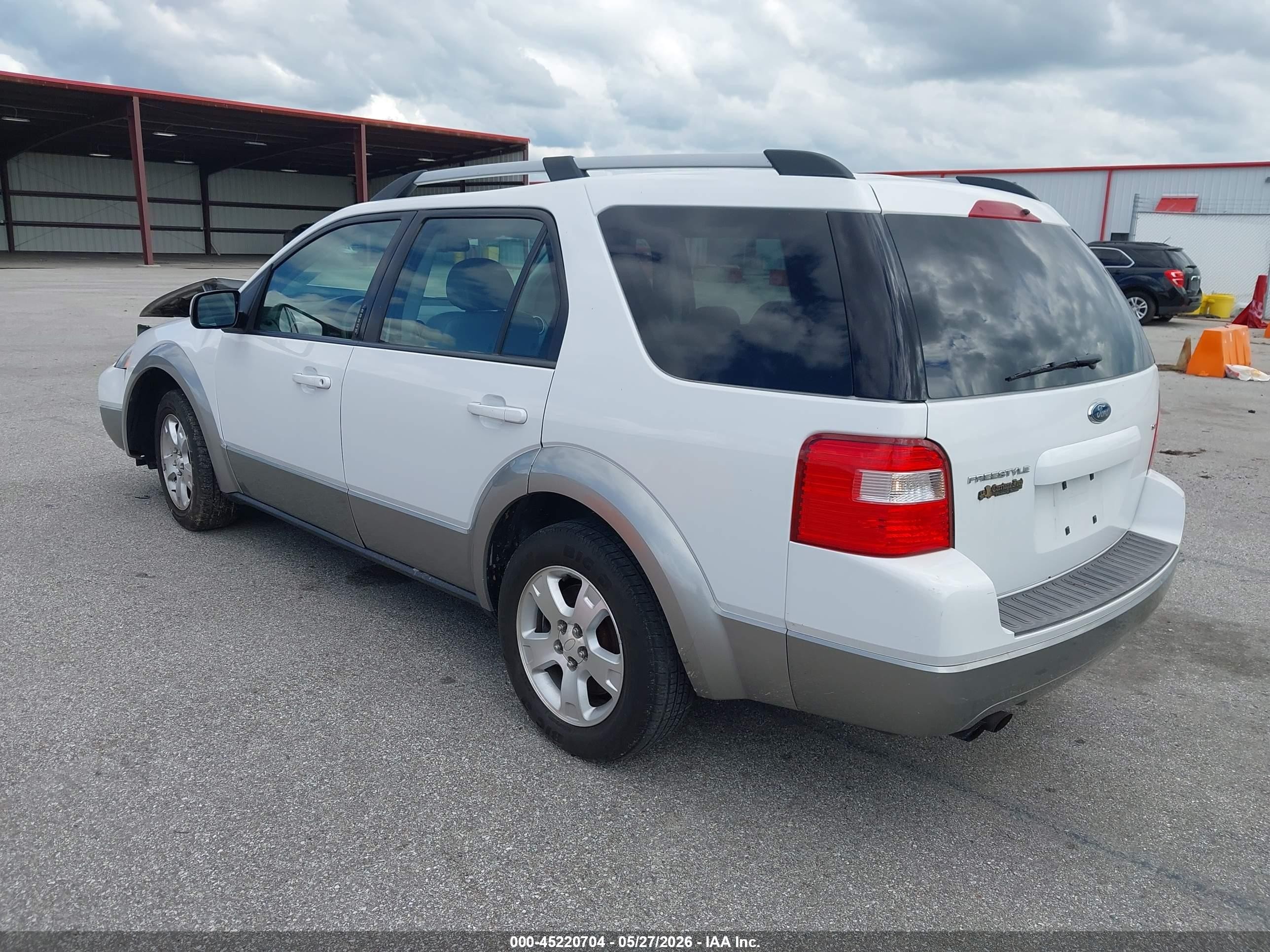 2006 Ford Freestyle Sel White vin: 1FMZK021X6GA52089