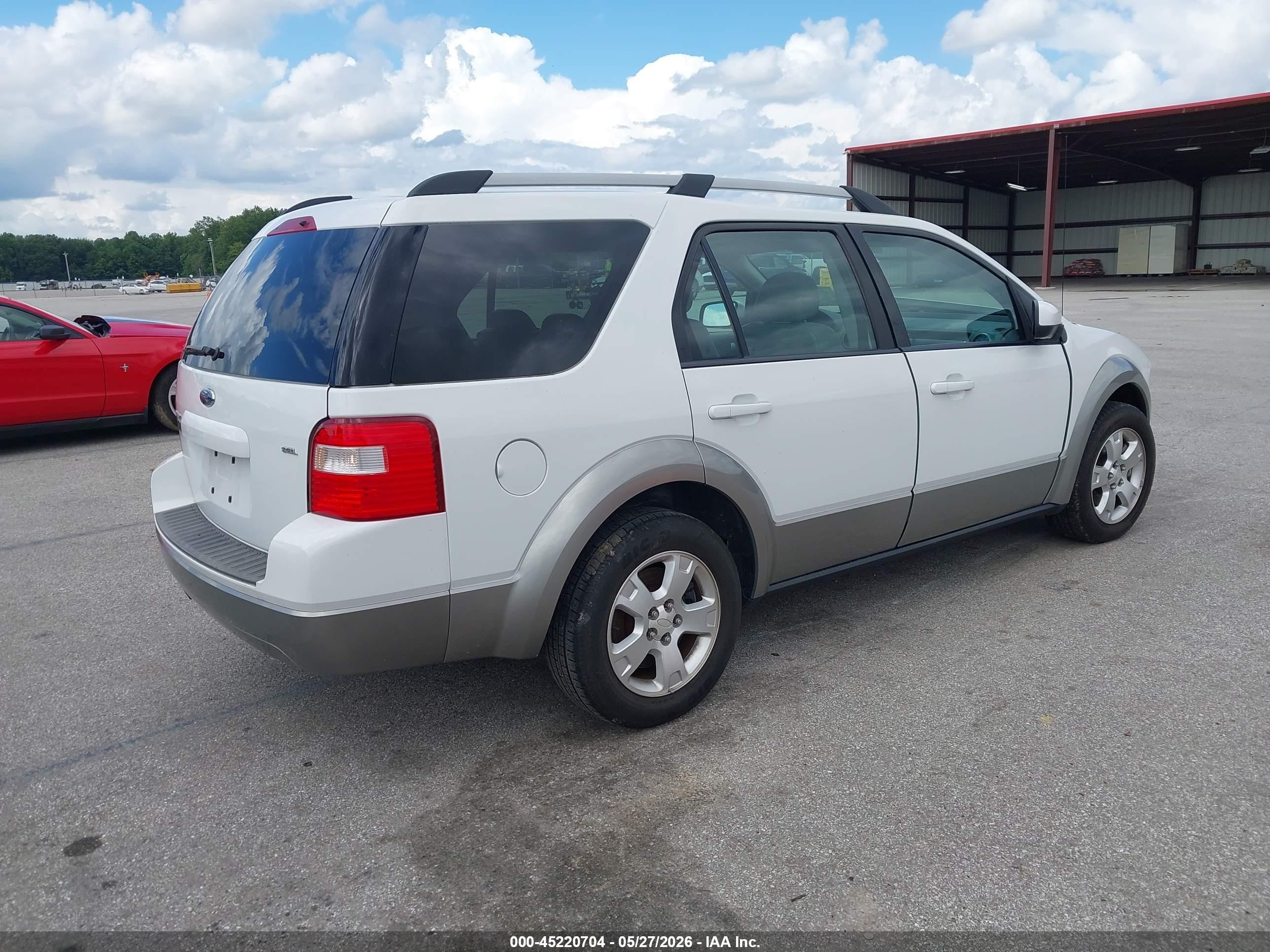 2006 Ford Freestyle Sel White vin: 1FMZK021X6GA52089