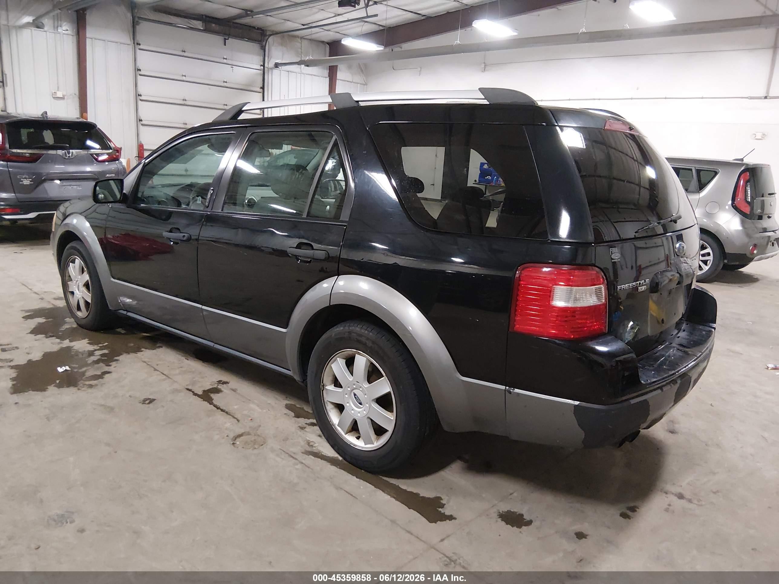 2005 Ford Freestyle Se Black vin: 1FMZK04115GA65633