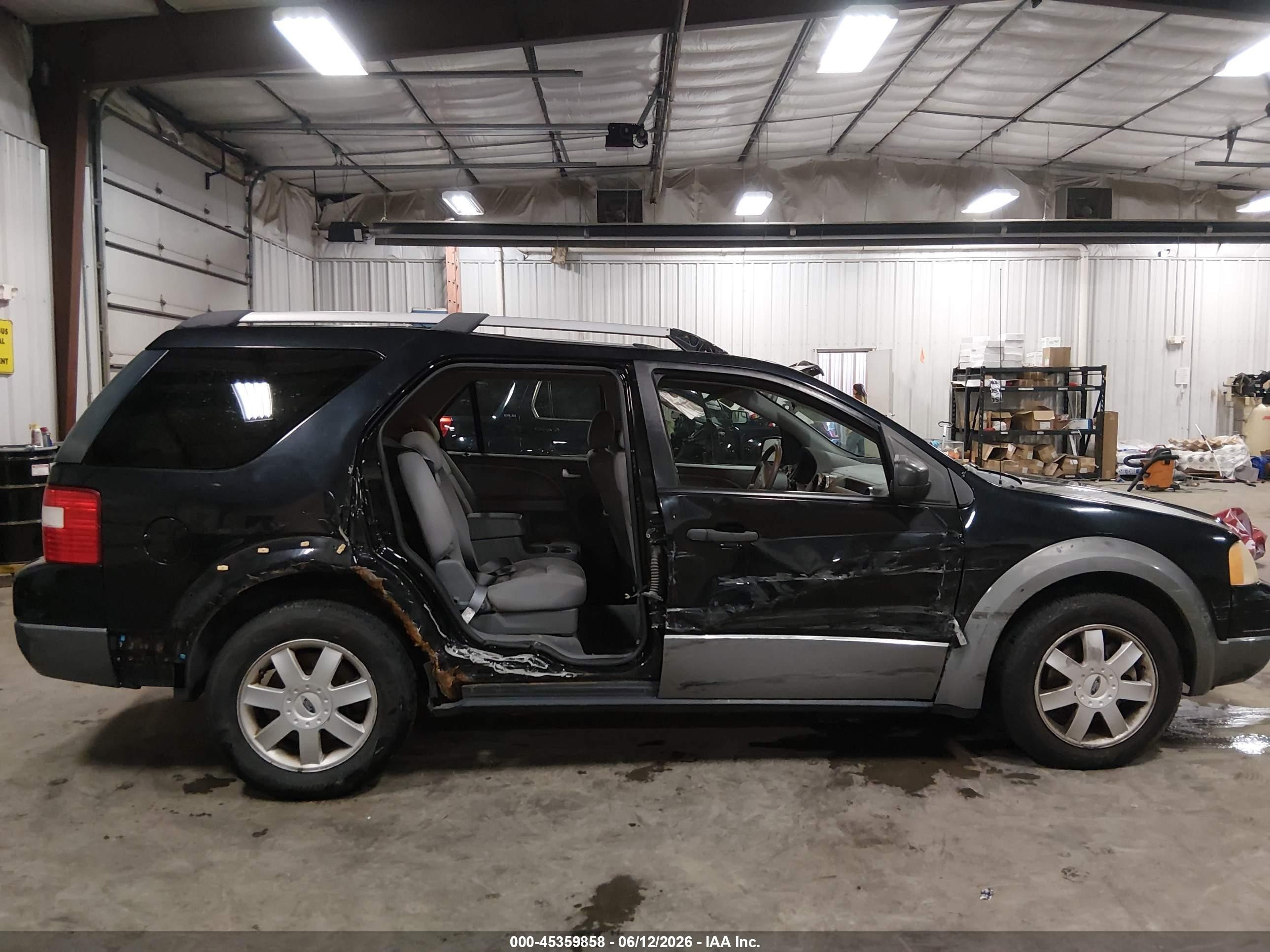2005 Ford Freestyle Se Black vin: 1FMZK04115GA65633