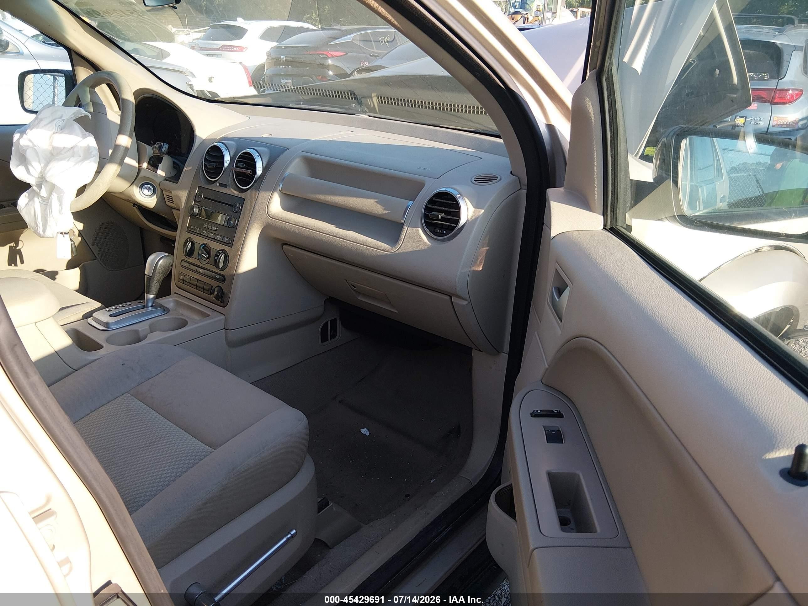 2005 Ford Freestyle Se Gold vin: 1FMZK04175GA22883