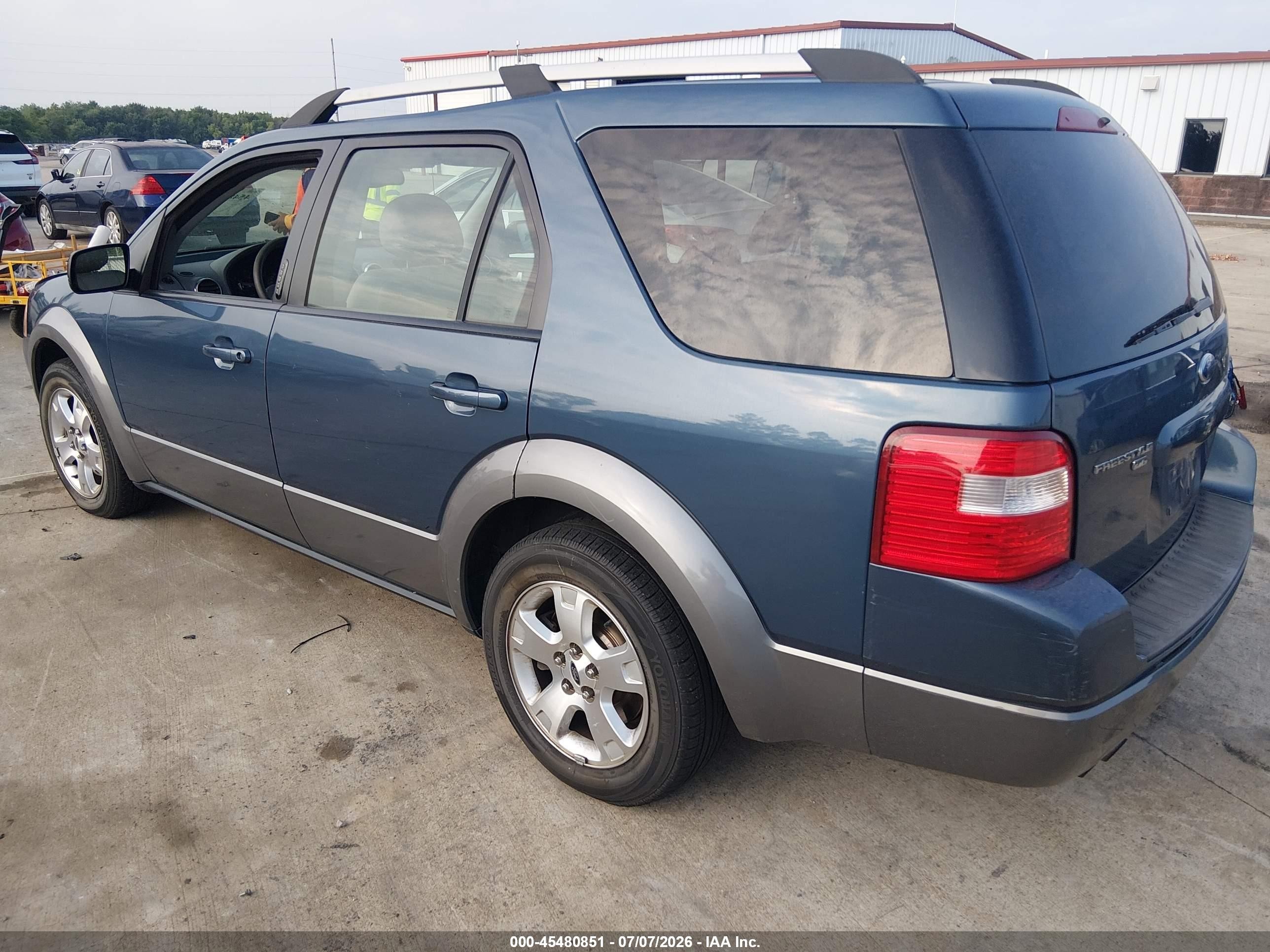 2005 Ford Freestyle Sel Blue vin: 1FMZK05125GA77210