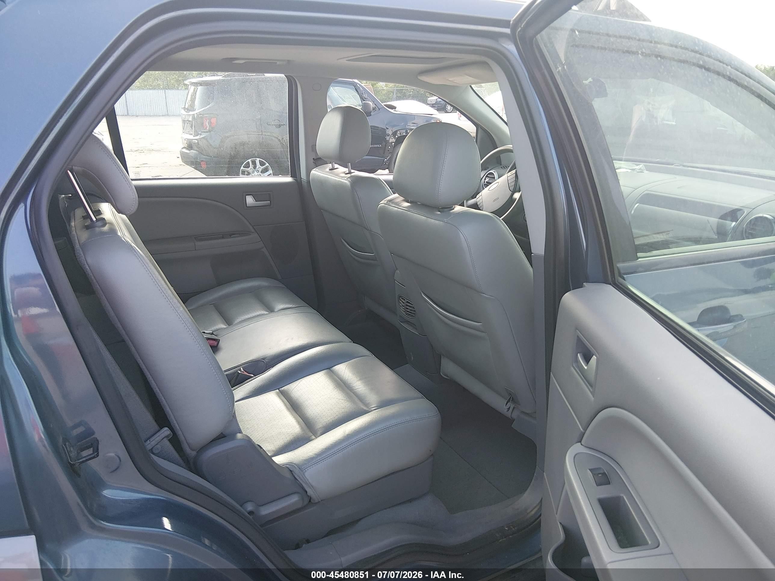2005 Ford Freestyle Sel Blue vin: 1FMZK05125GA77210