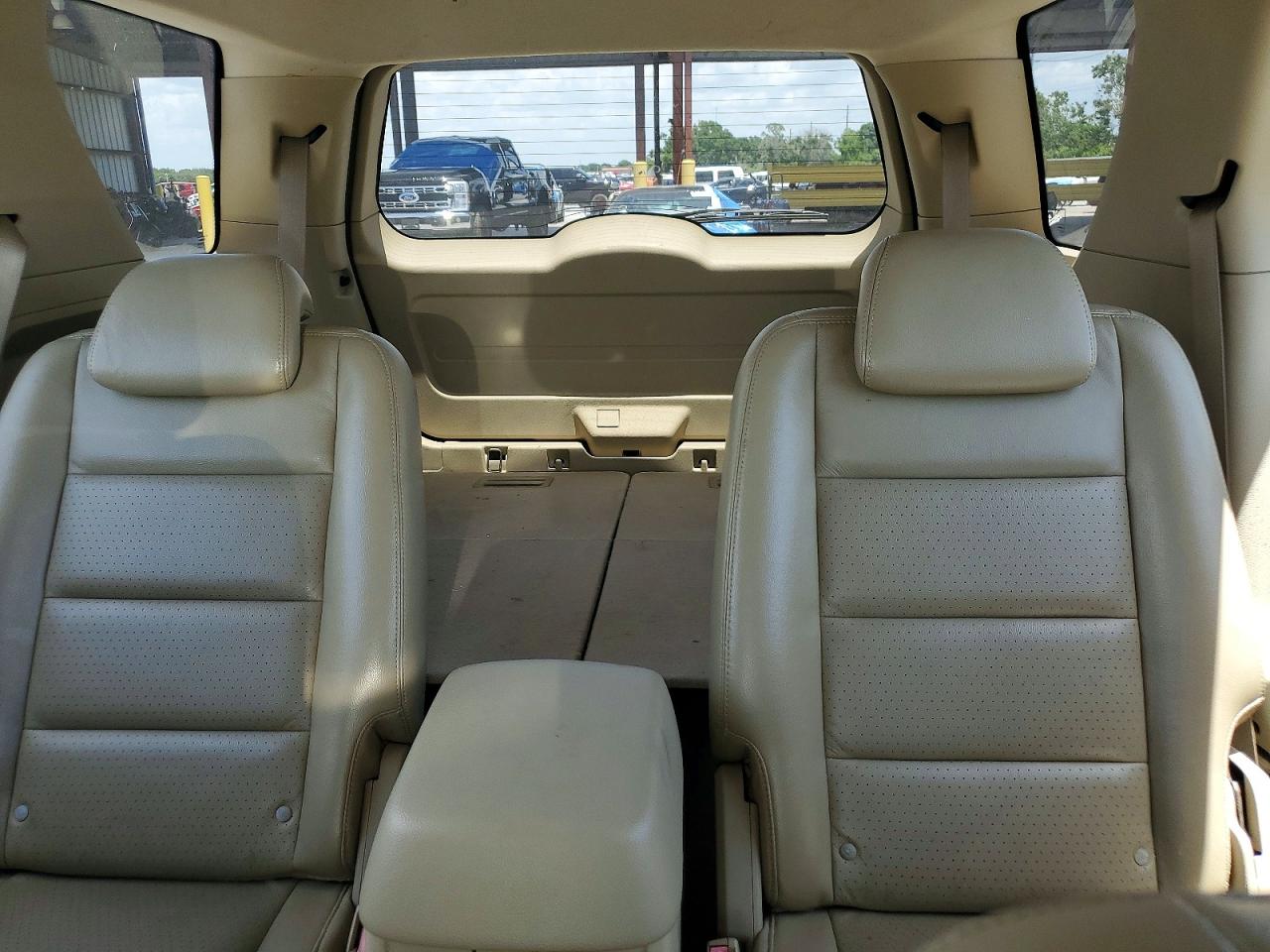 2005 Ford Freestyle Limited Gold vin: 1FMZK06165GA60151