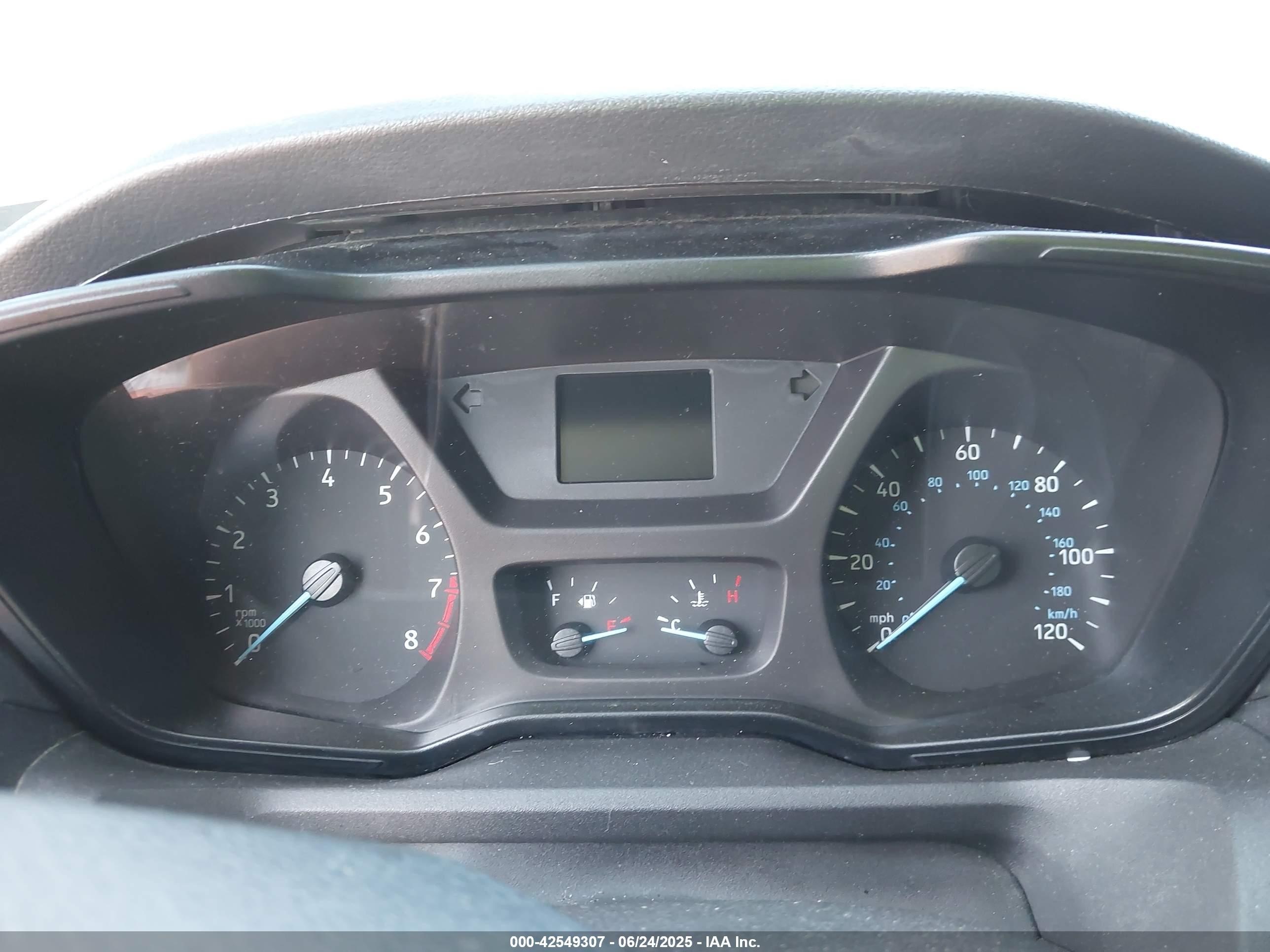 2017 Ford Transit-150 Xlt Silver vin: 1FMZK1CM0HKB50840