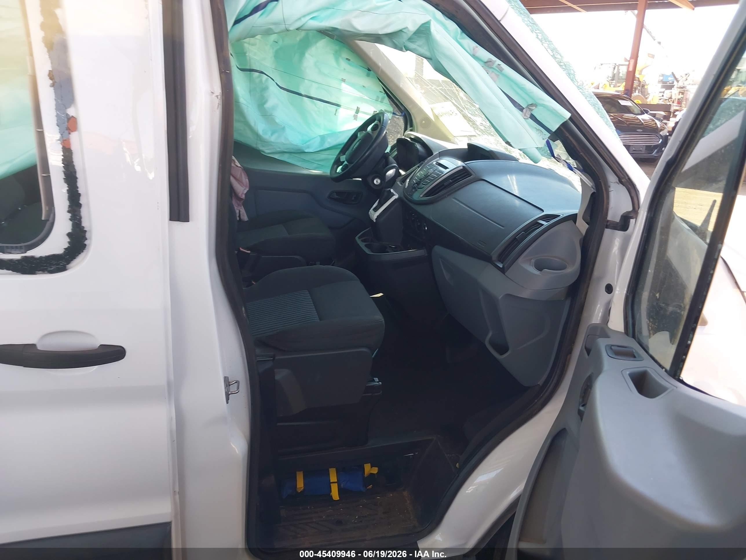 2015 Ford Transit-150 Xlt Белый vin: 1FMZK1CM3FKA28471