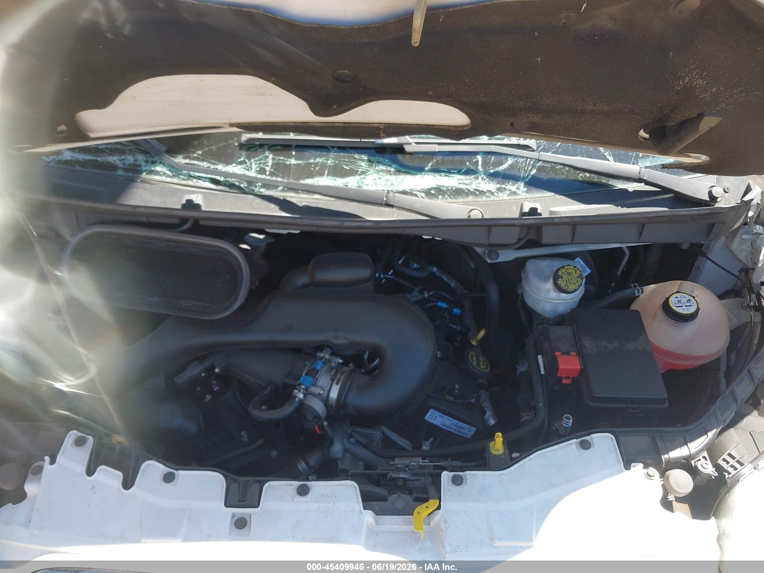 2015 Ford Transit-150 Xlt Белый vin: 1FMZK1CM3FKA28471