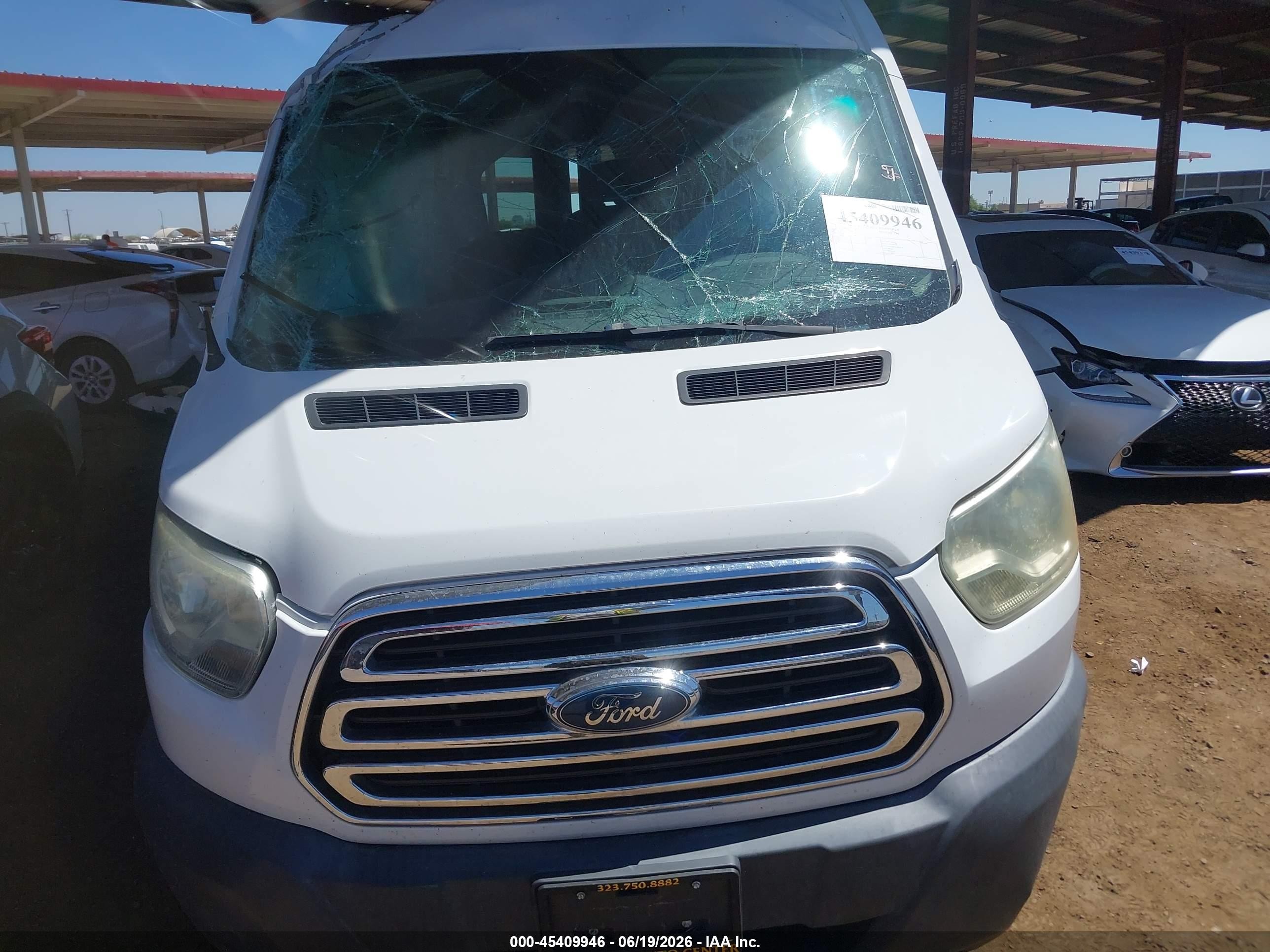 2015 Ford Transit-150 Xlt Белый vin: 1FMZK1CM3FKA28471