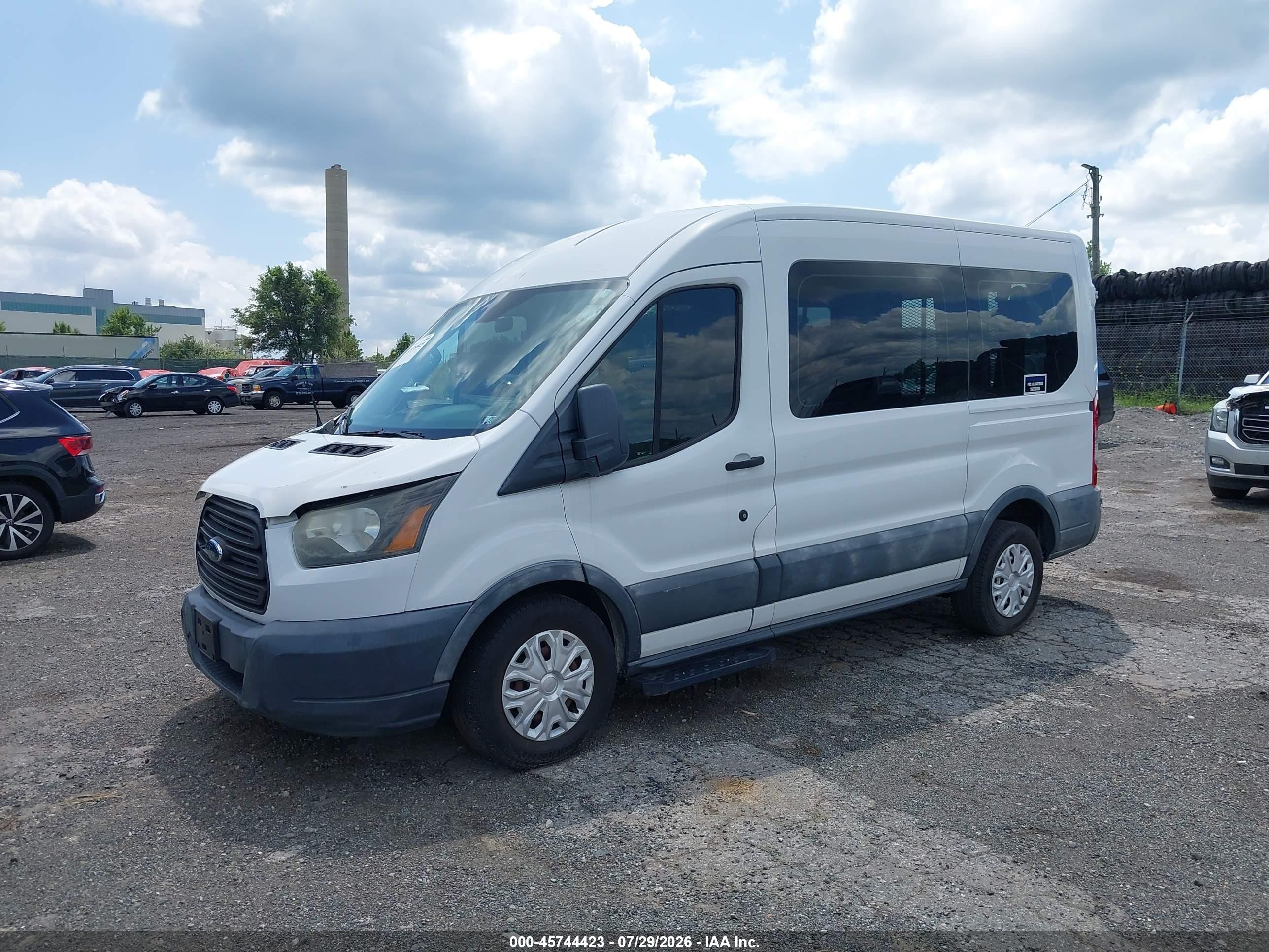 2015 Ford Transit-150 Xl White vin: 1FMZK1CM6FKB33134