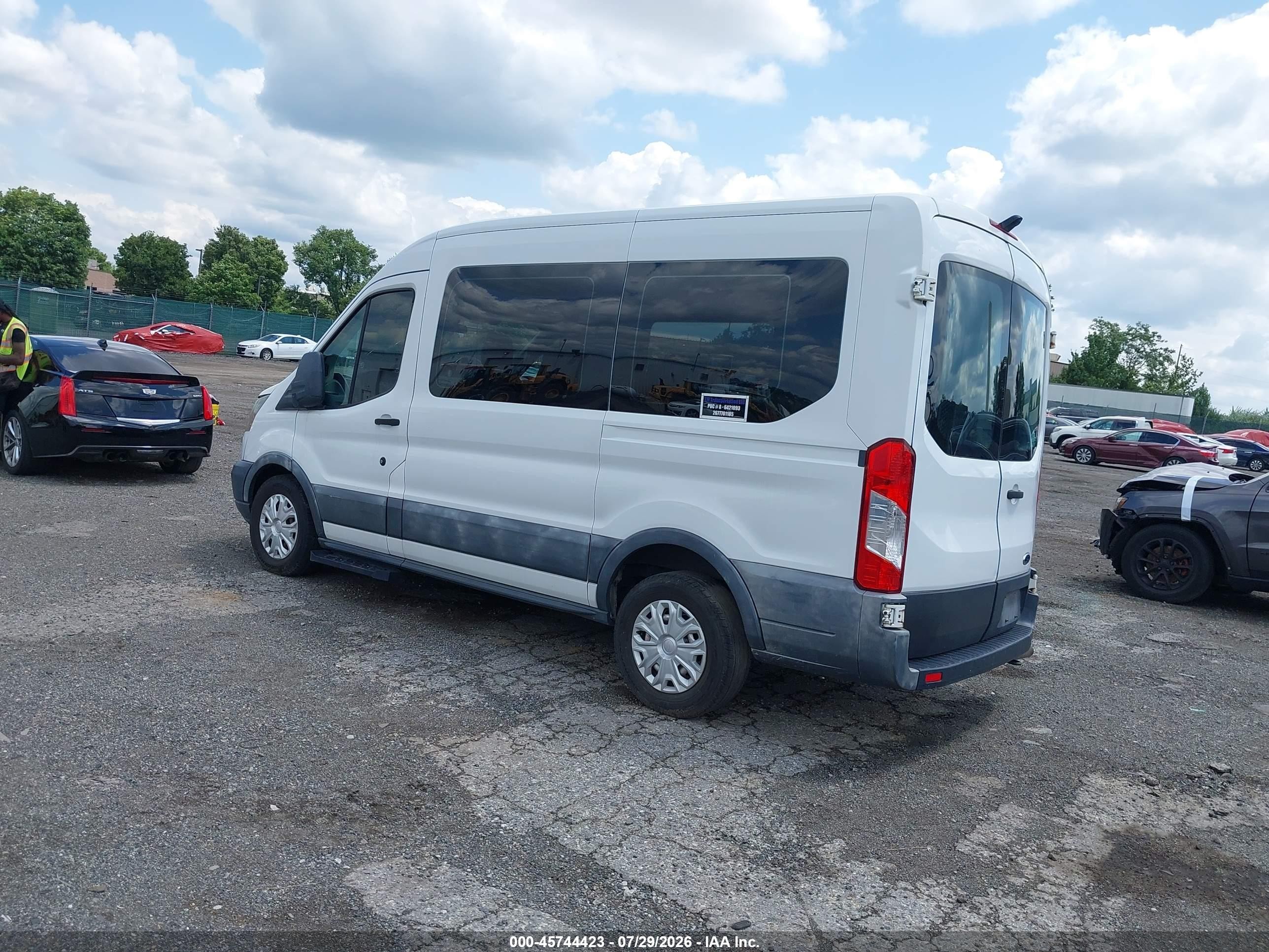 2015 Ford Transit-150 Xl White vin: 1FMZK1CM6FKB33134