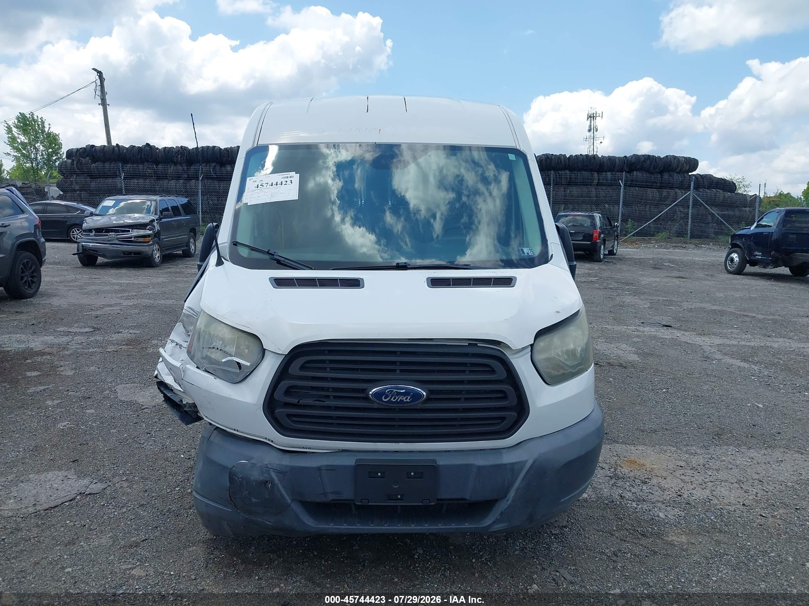 2015 Ford Transit-150 Xl White vin: 1FMZK1CM6FKB33134