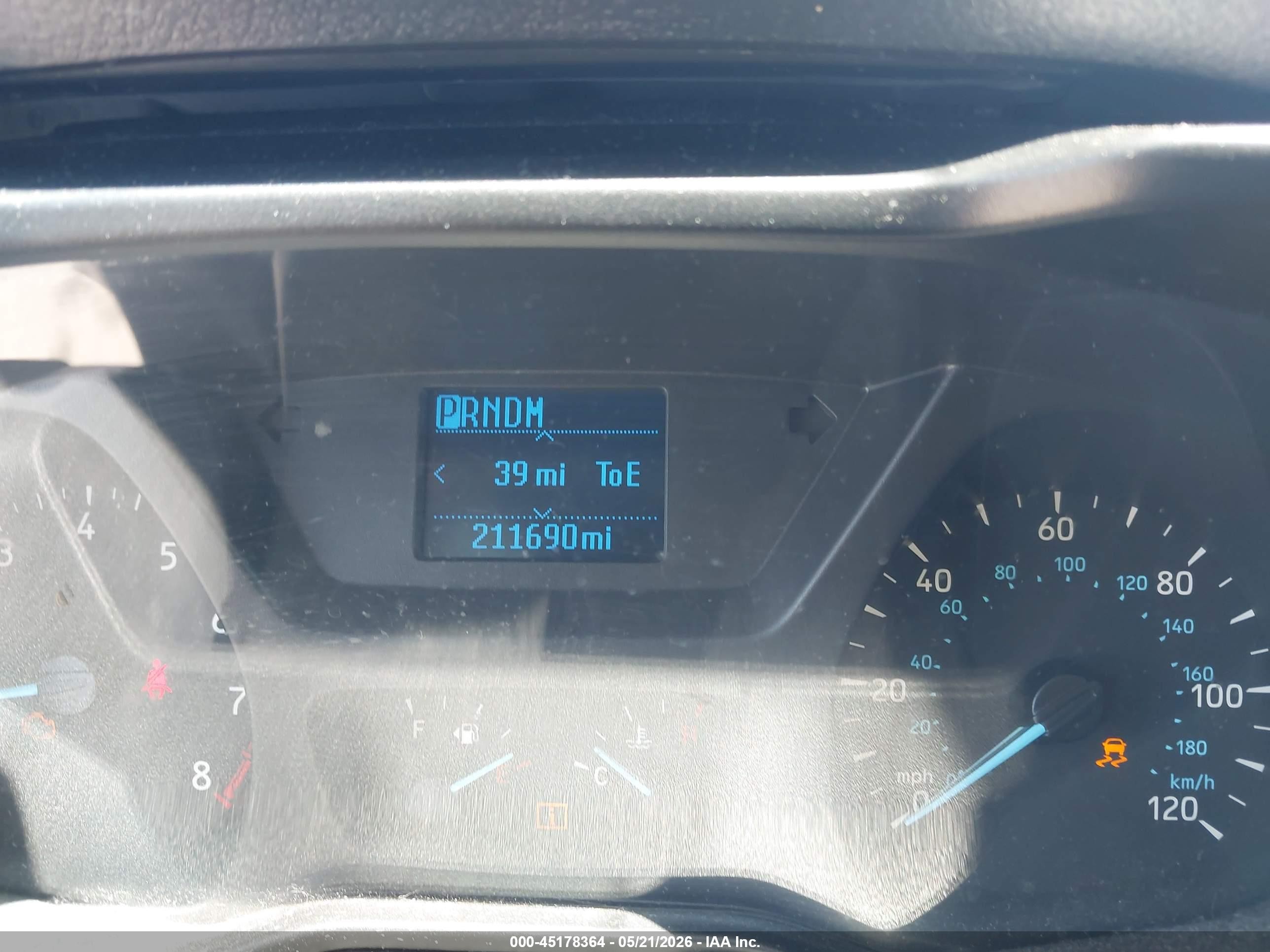 2015 Ford Transit-150 Xlt White vin: 1FMZK1YM1FKA67276