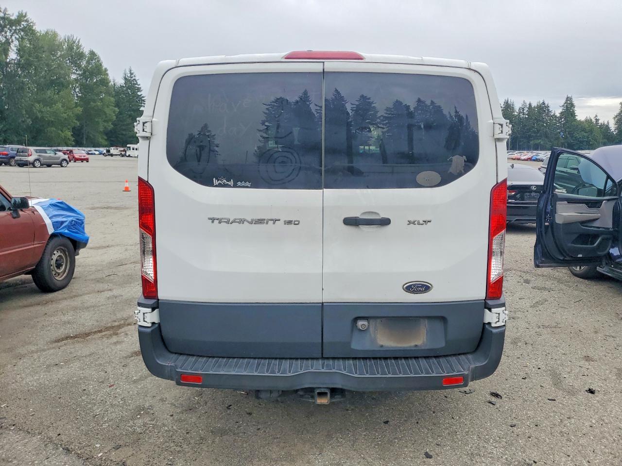 2015 Ford Transit T-150 White vin: 1FMZK1YM2FKB14511
