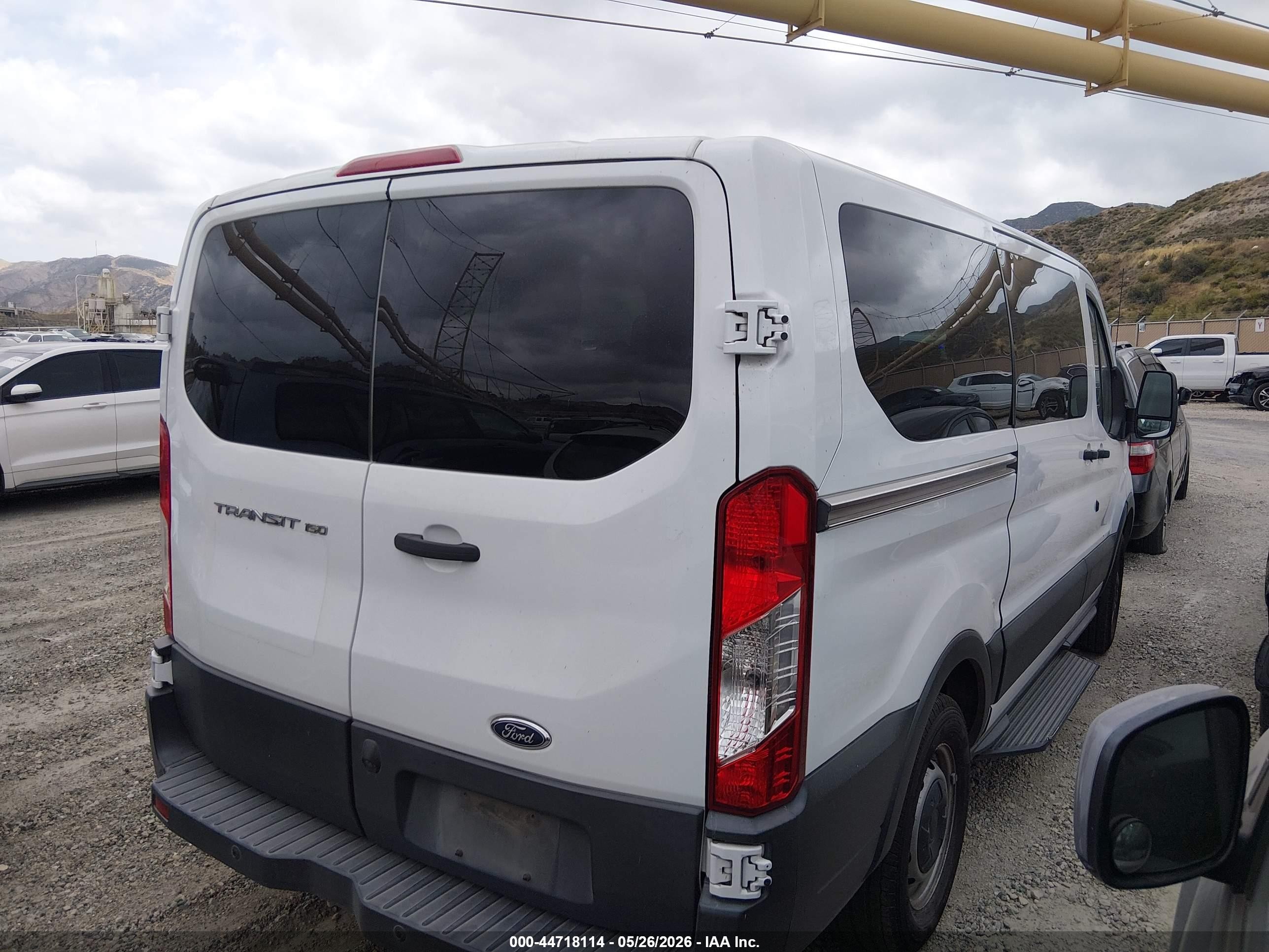 2017 Ford Transit-150 Xl White vin: 1FMZK1YM6HKA55546
