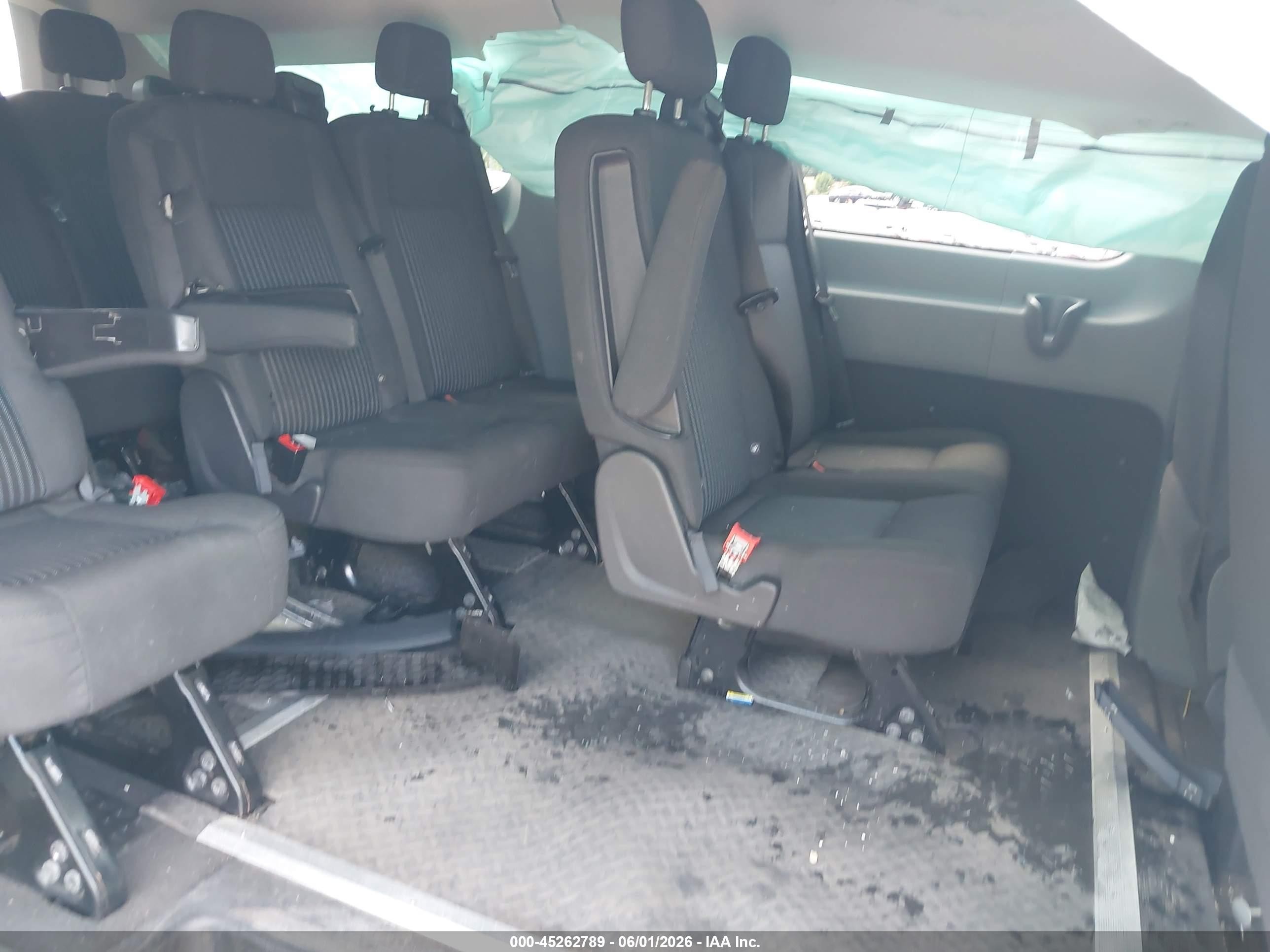 2015 Ford Transit-150 Xlt White vin: 1FMZK1YM8FKA97679