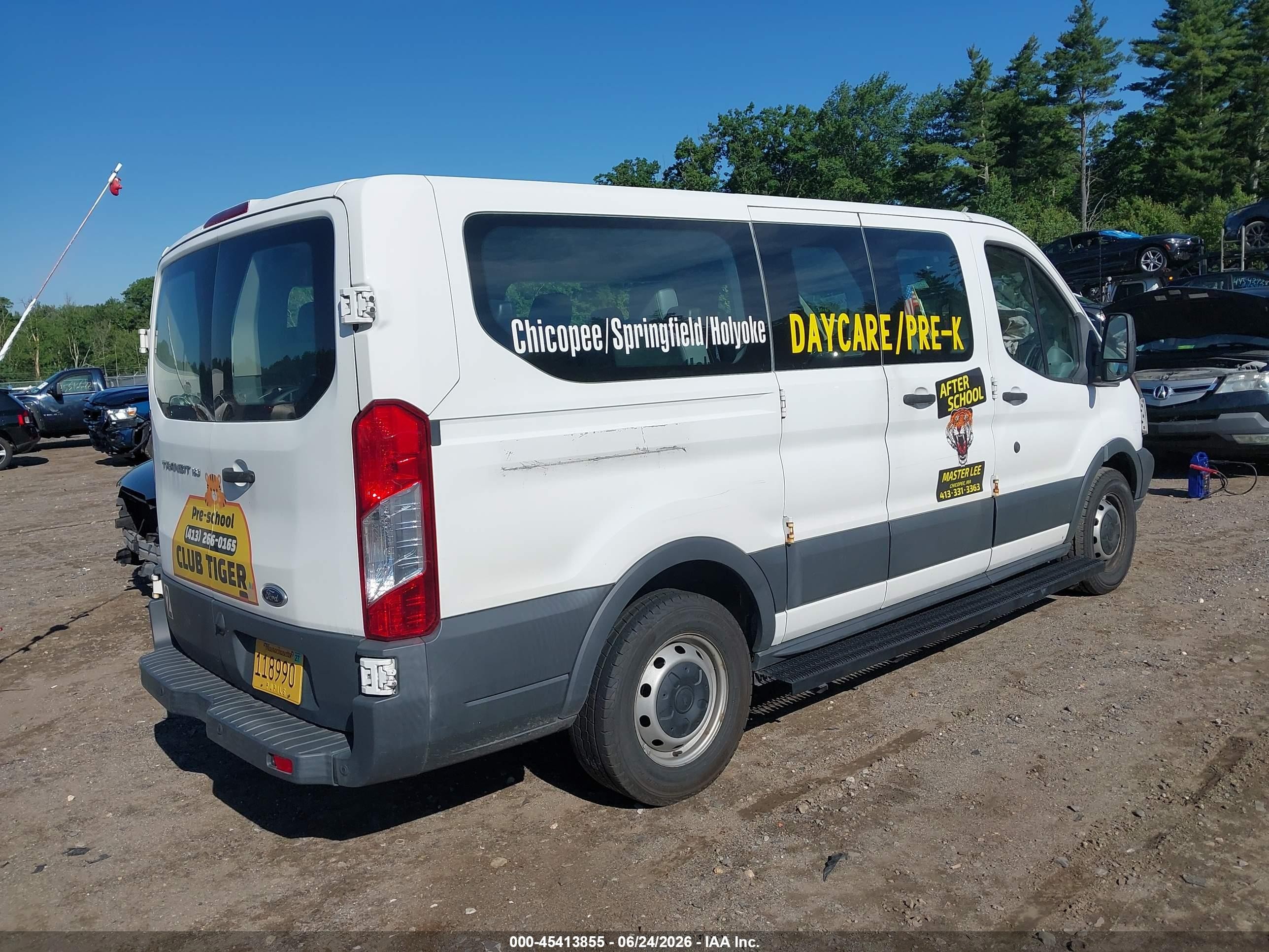 2015 Ford Transit T-150 White vin: 1FMZK1ZM7FKB26605
