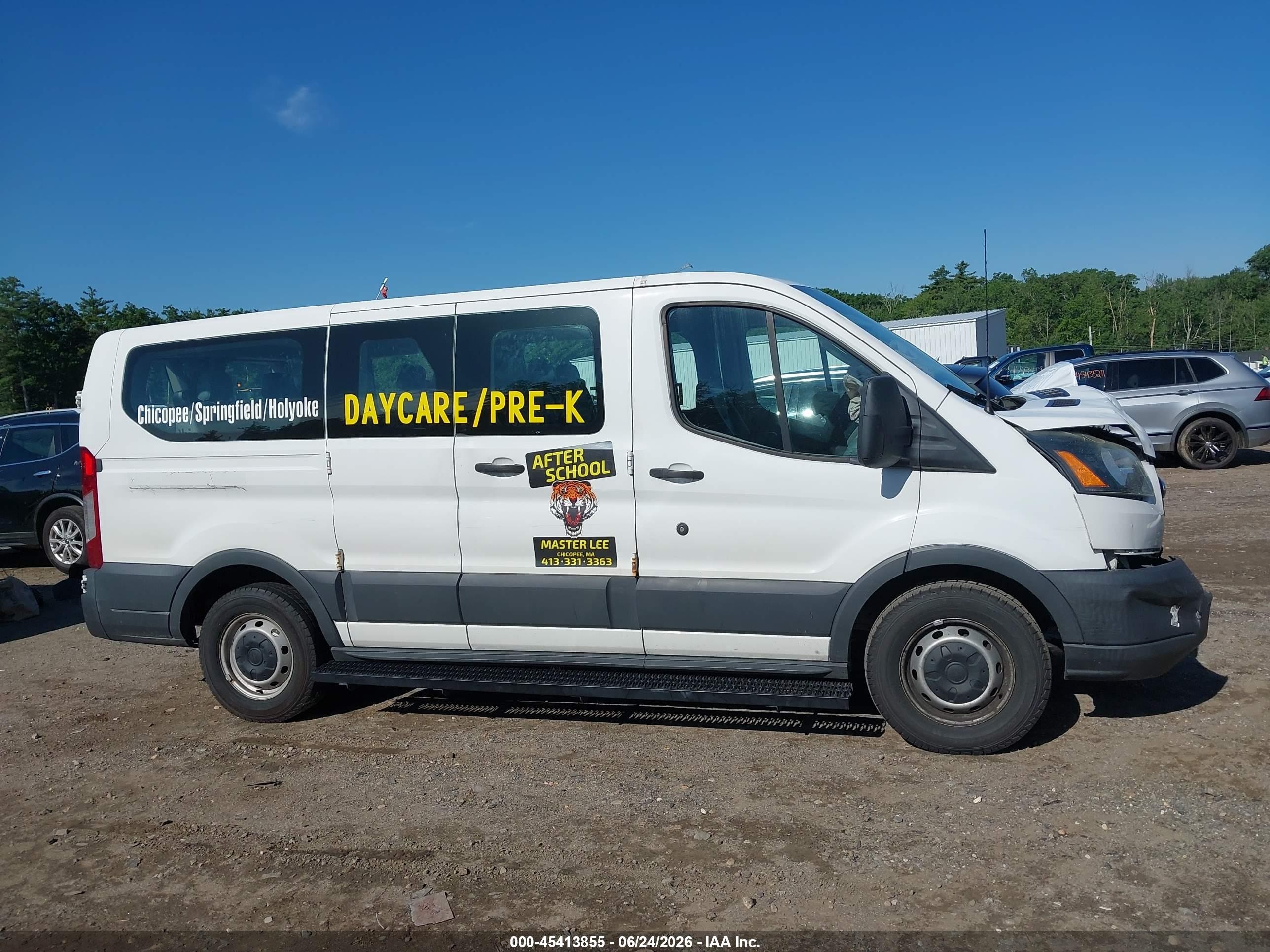 2015 Ford Transit T-150 White vin: 1FMZK1ZM7FKB26605