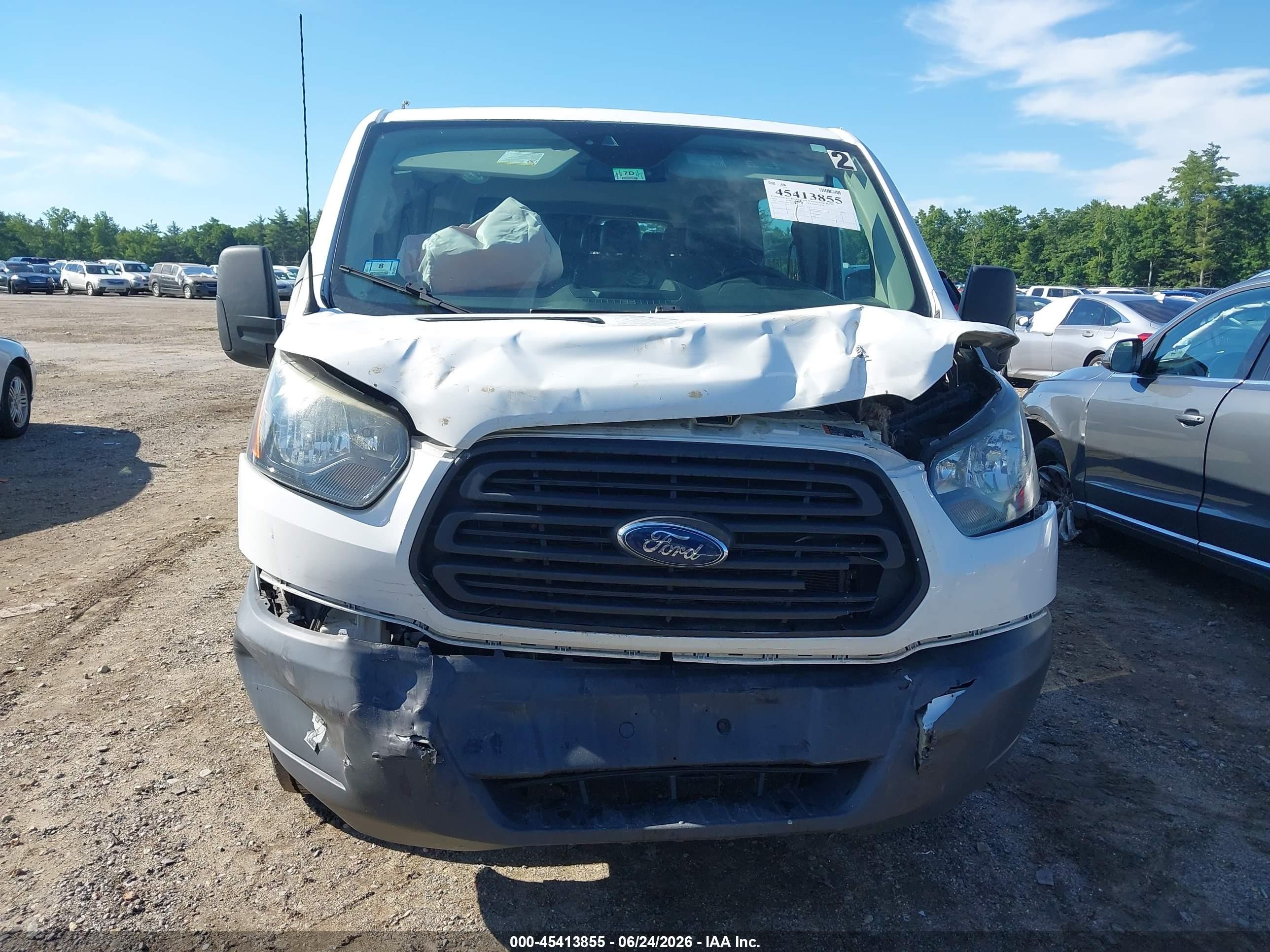 2015 Ford Transit T-150 White vin: 1FMZK1ZM7FKB26605