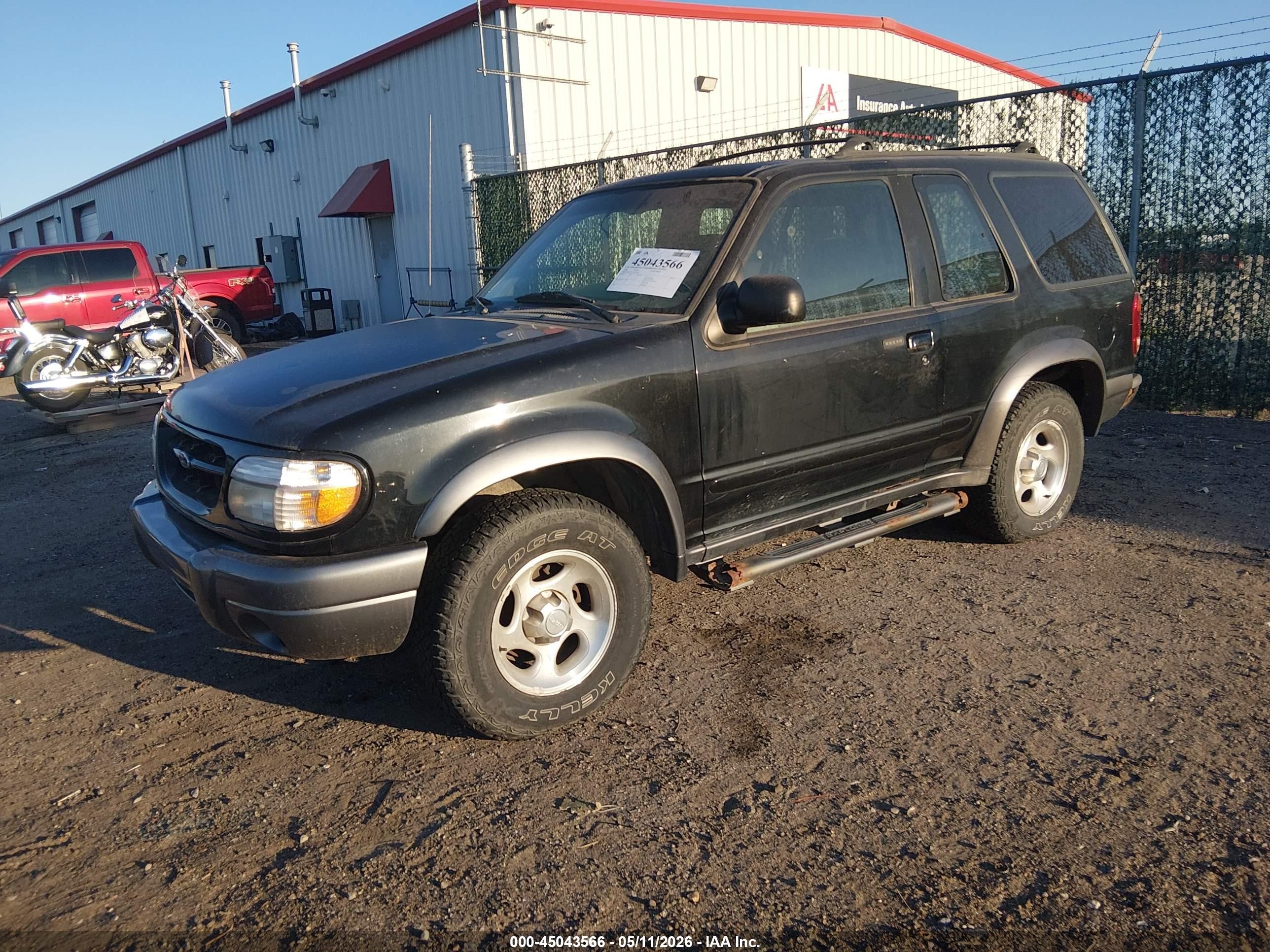 1999 Ford Explorer Sport Black vin: 1FMZU24E9XUB55822