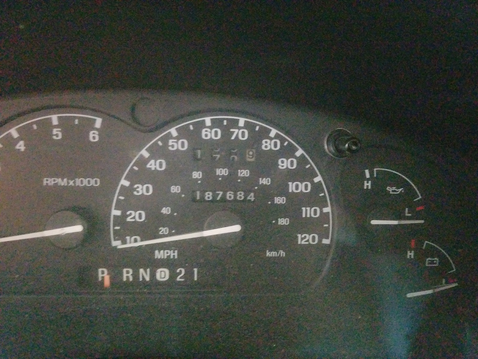 1998 Ford Explorer White vin: 1FMZU32E2WZA28646
