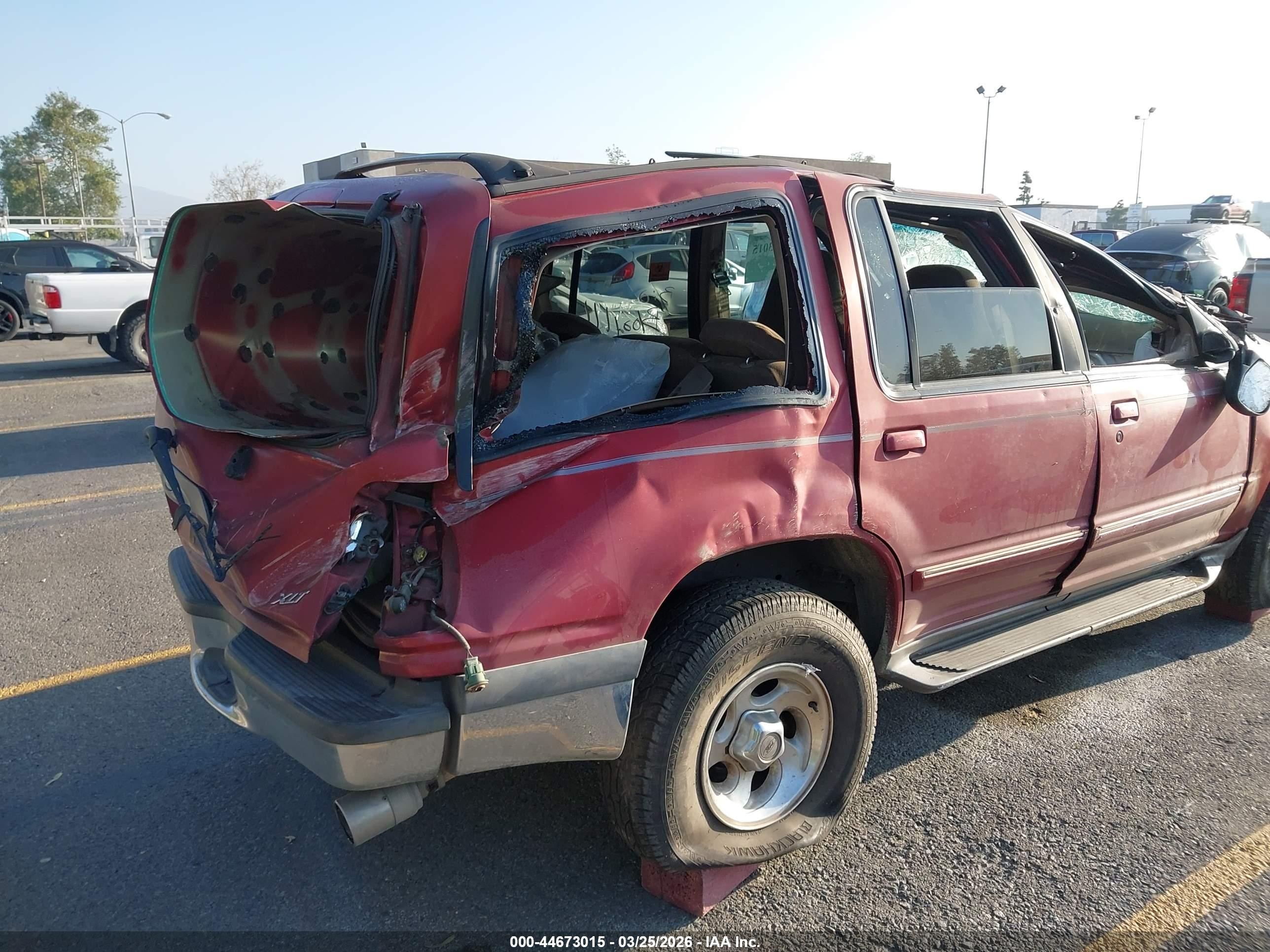 1998 Ford Explorer Eddie Bauer/limited/xl/xlt Красный vin: 1FMZU32E2WZB54778
