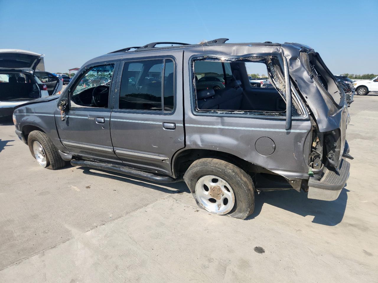 1998 Ford Explorer Gray vin: 1FMZU32E3WZB29520