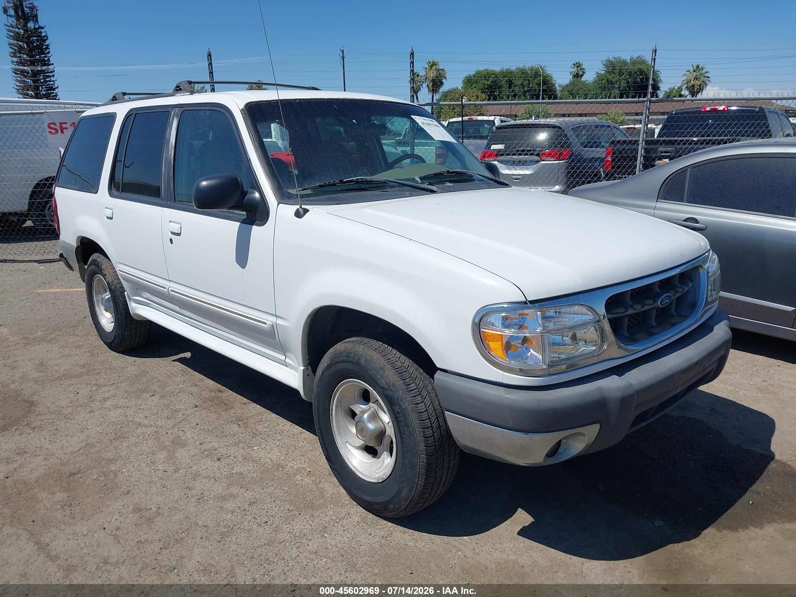 1999 Ford Explorer Eddie Bauer/limited Edition/xlt White vin: 1FMZU32E4XZA83455