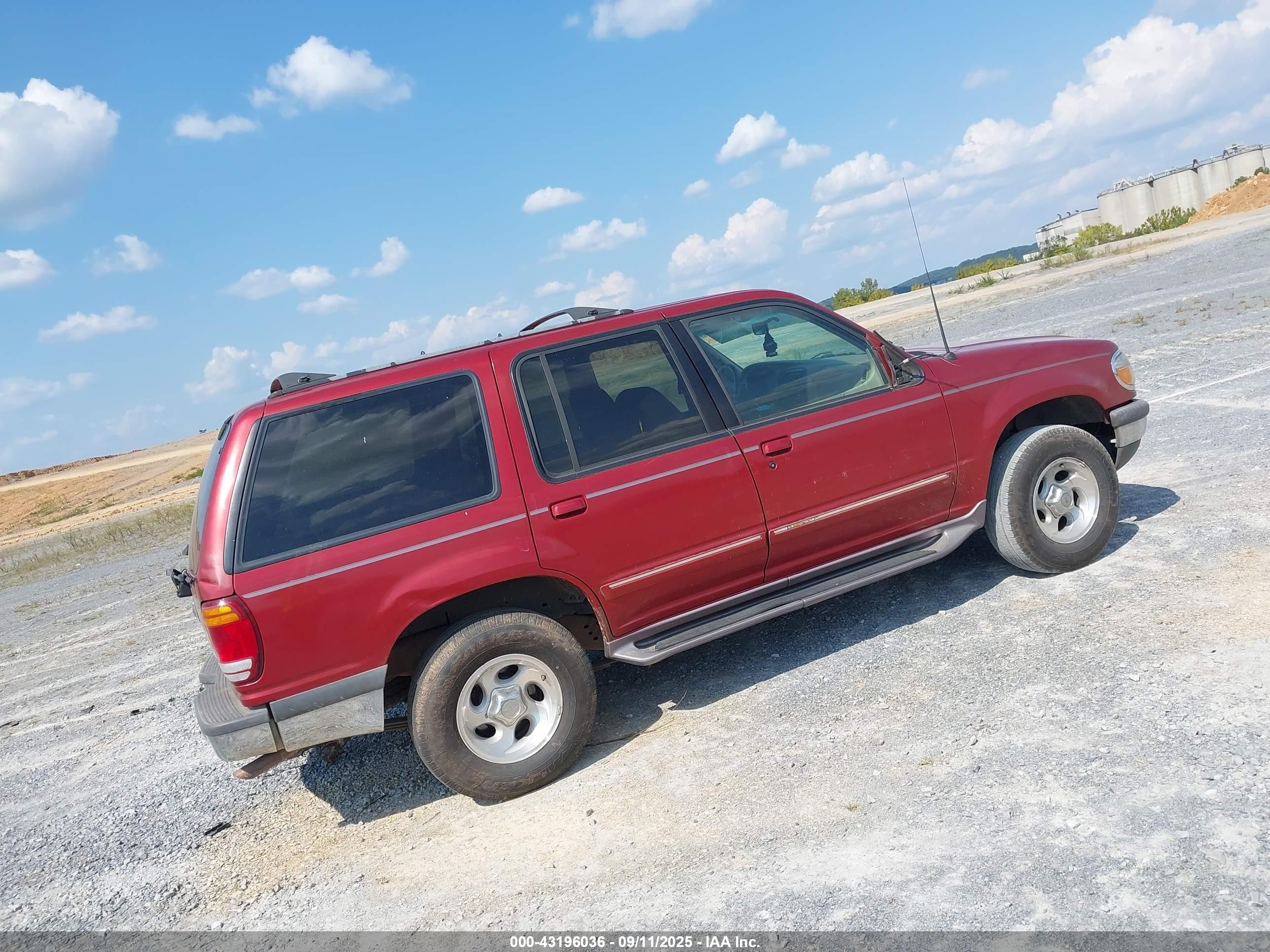 1998 Ford Explorer Eddie Bauer/limited/xl/xlt Красный vin: 1FMZU32E8WUD22811