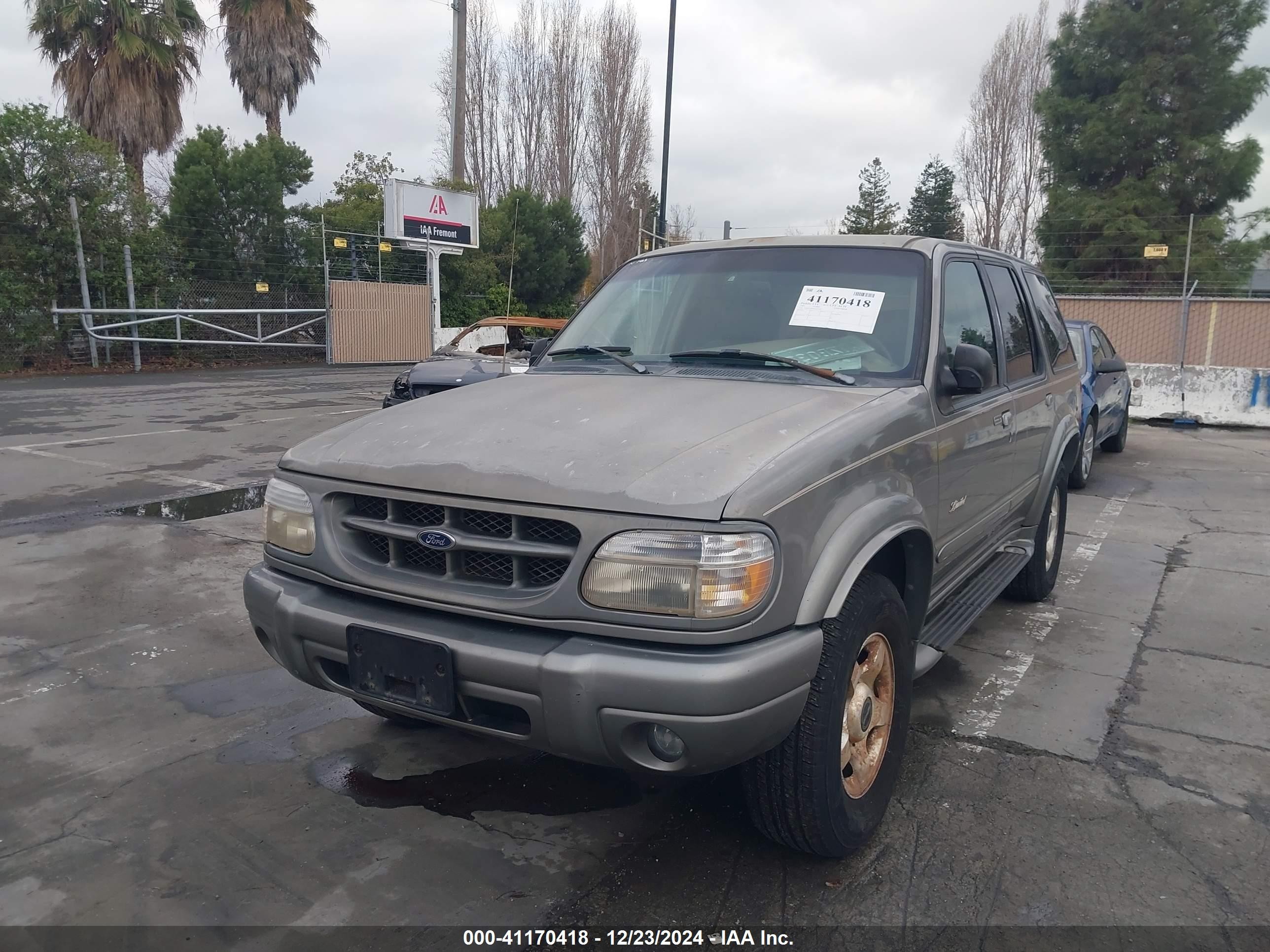 1FMZU32E8XZA61183 — 1999 FORD EXPLORER History & VIN | AutoHelperBot
