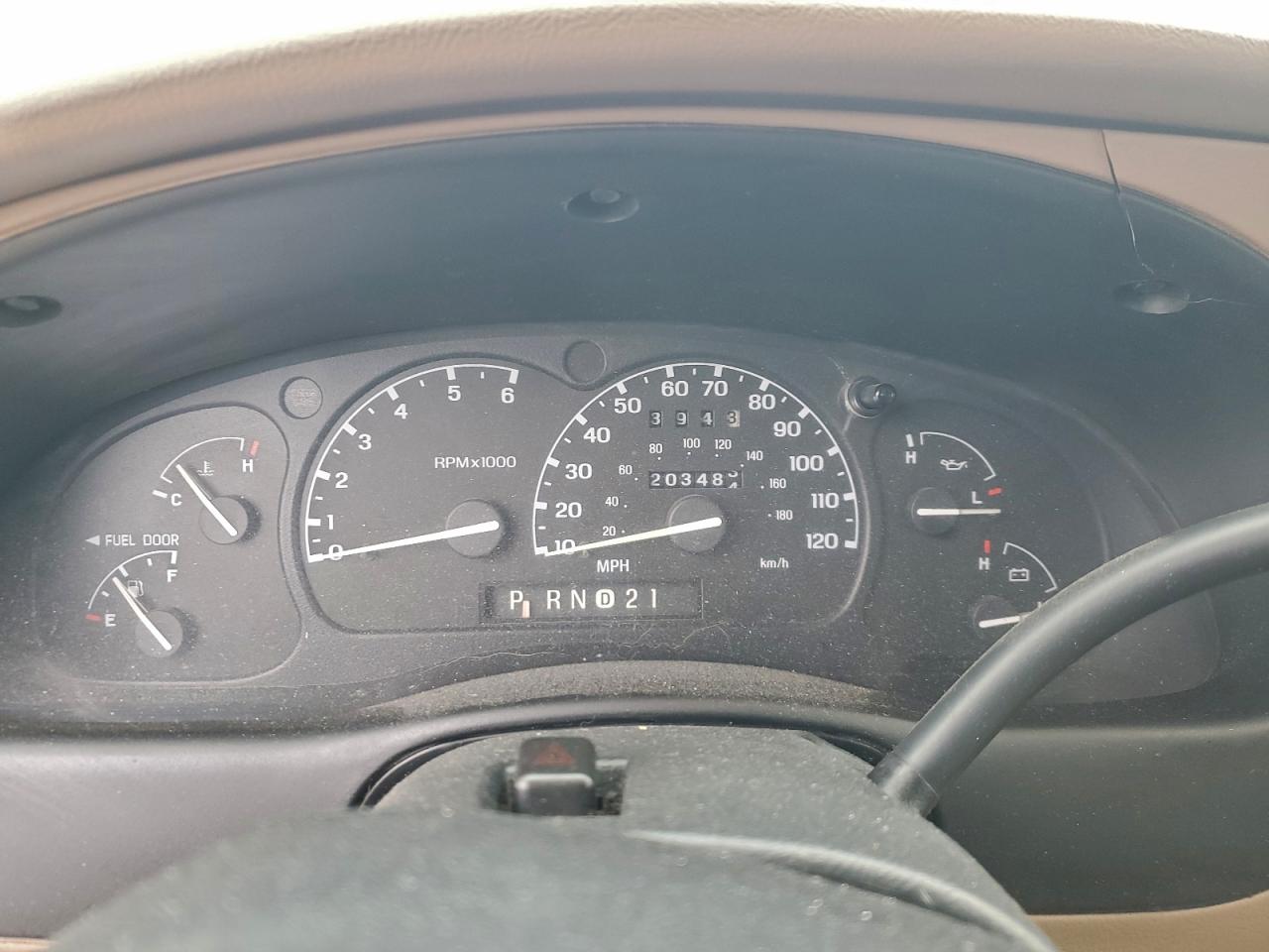 1999 Ford Explorer White vin: 1FMZU32EXXZA20294