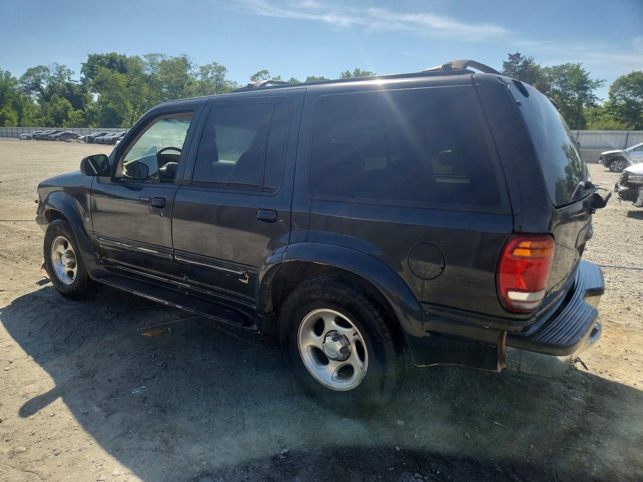 1998 Ford Explorer Black vin: 1FMZU32P8WUC59274
