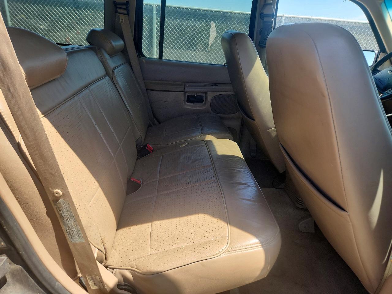 1998 Ford Explorer Black vin: 1FMZU32P8WUC59274