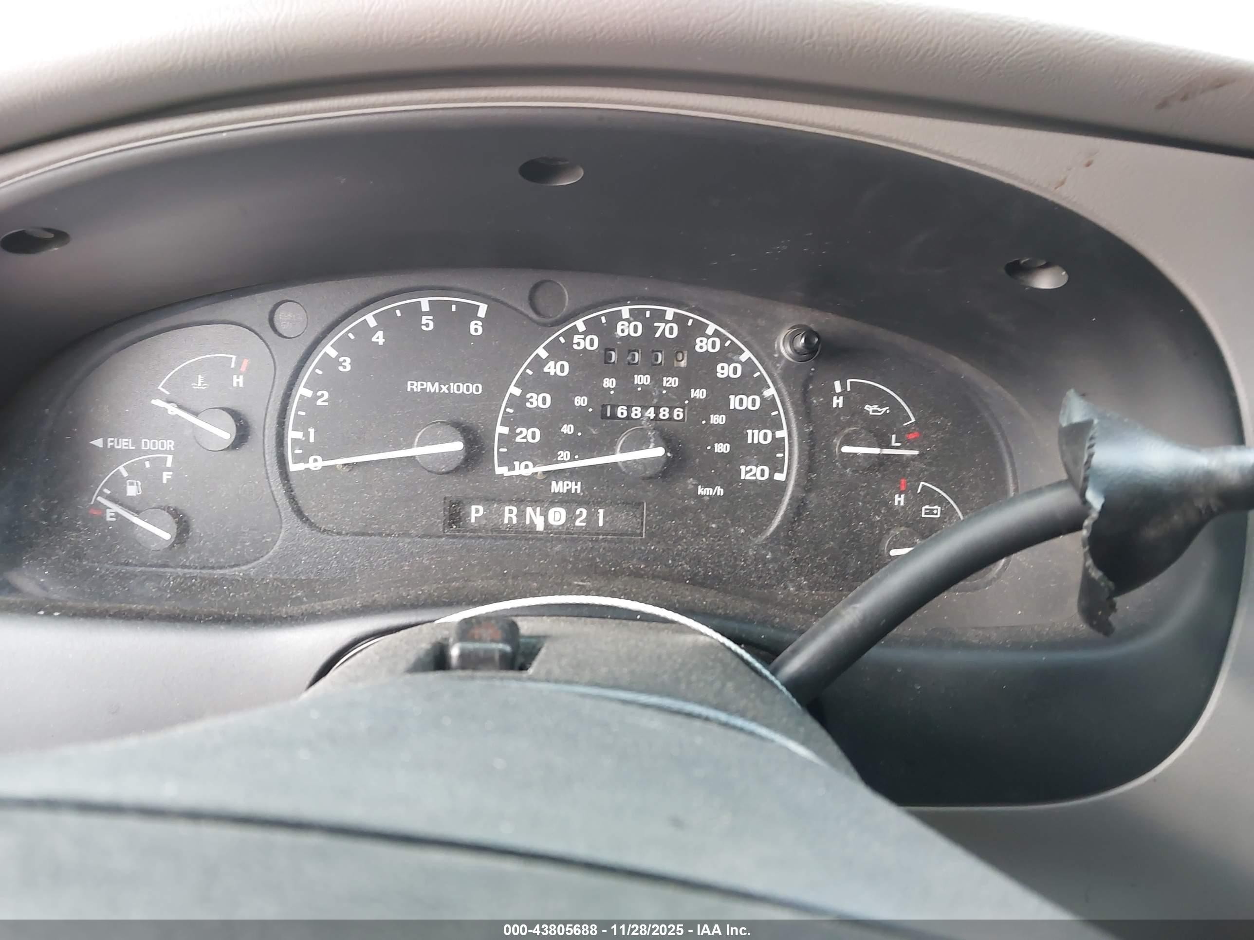 1998 Ford Explorer Eddie Bauer/limited/xl/xlt Белый vin: 1FMZU32X2WUD40674