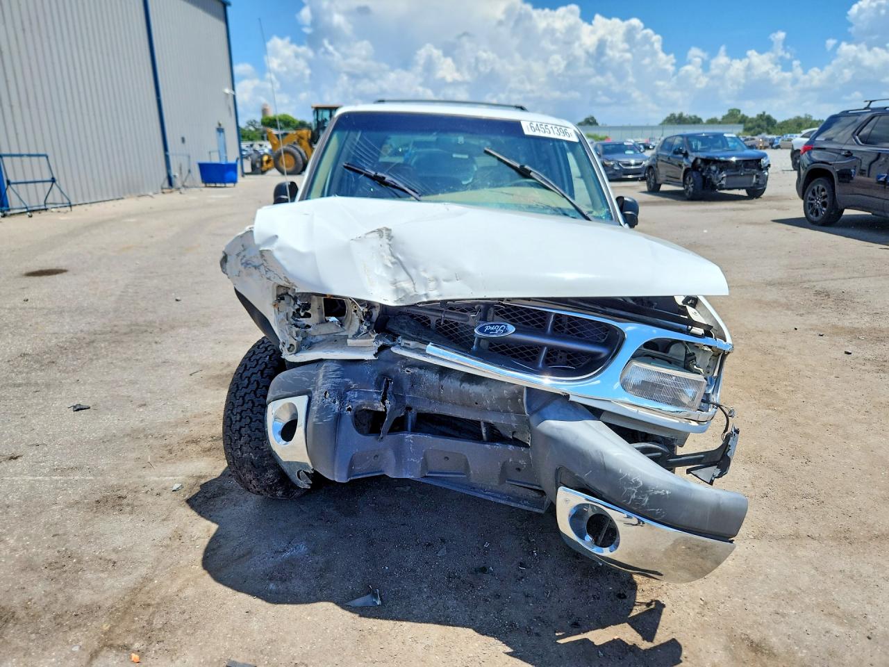 1999 Ford Explorer White vin: 1FMZU32X2XZB37871