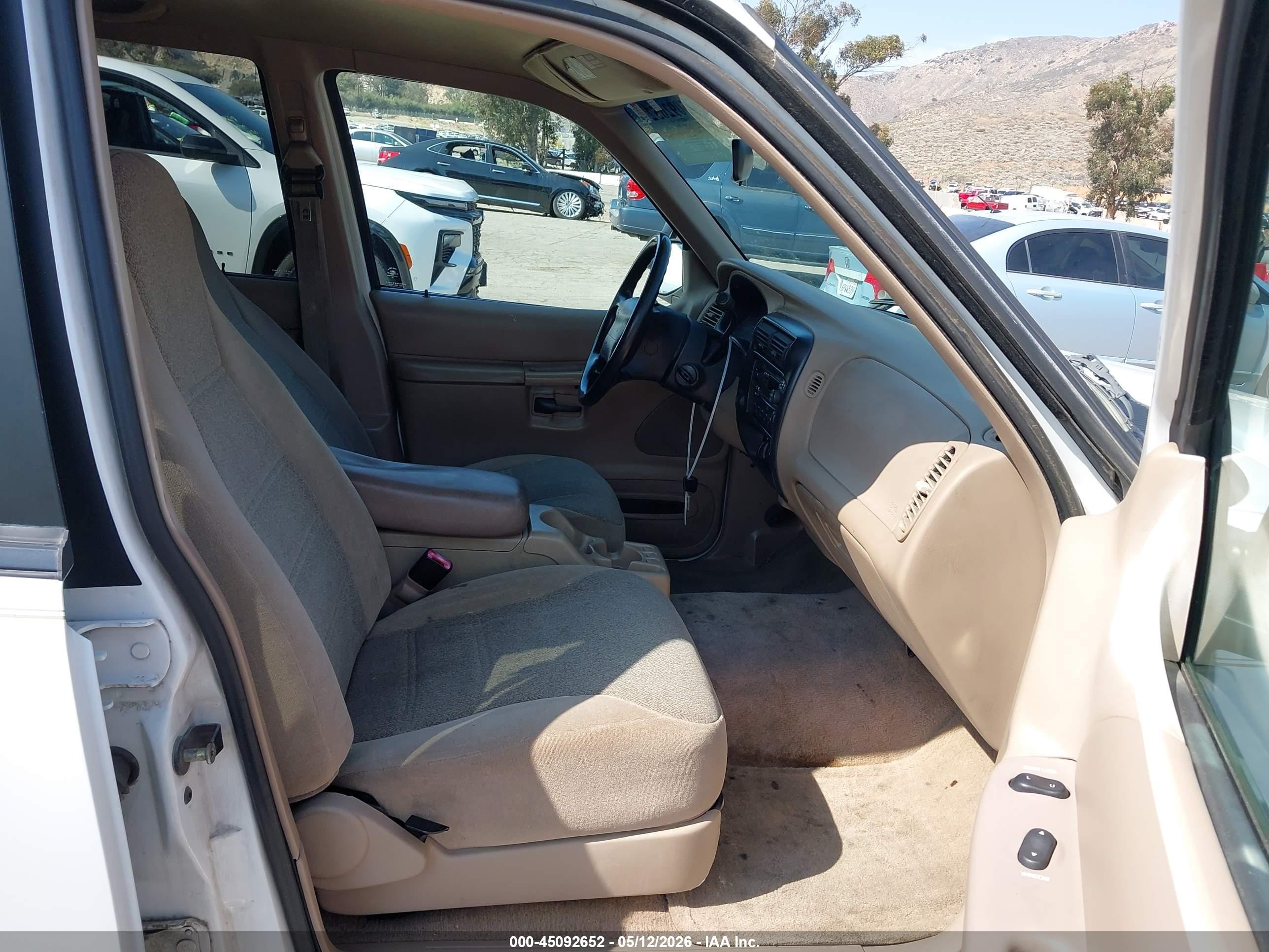 1999 Ford Explorer Xl/xlt White vin: 1FMZU32X3XUB77776