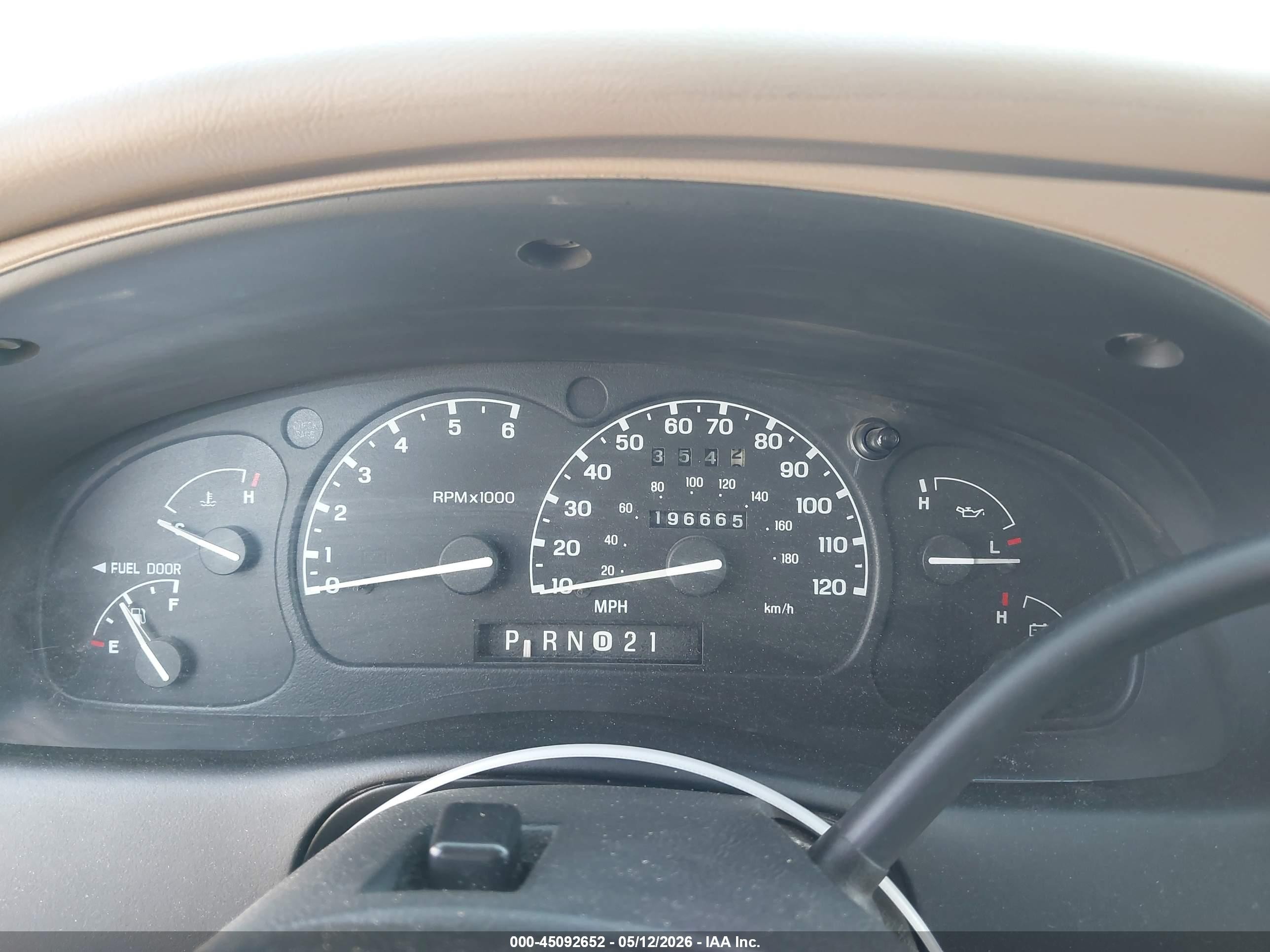 1999 Ford Explorer Xl/xlt White vin: 1FMZU32X3XUB77776