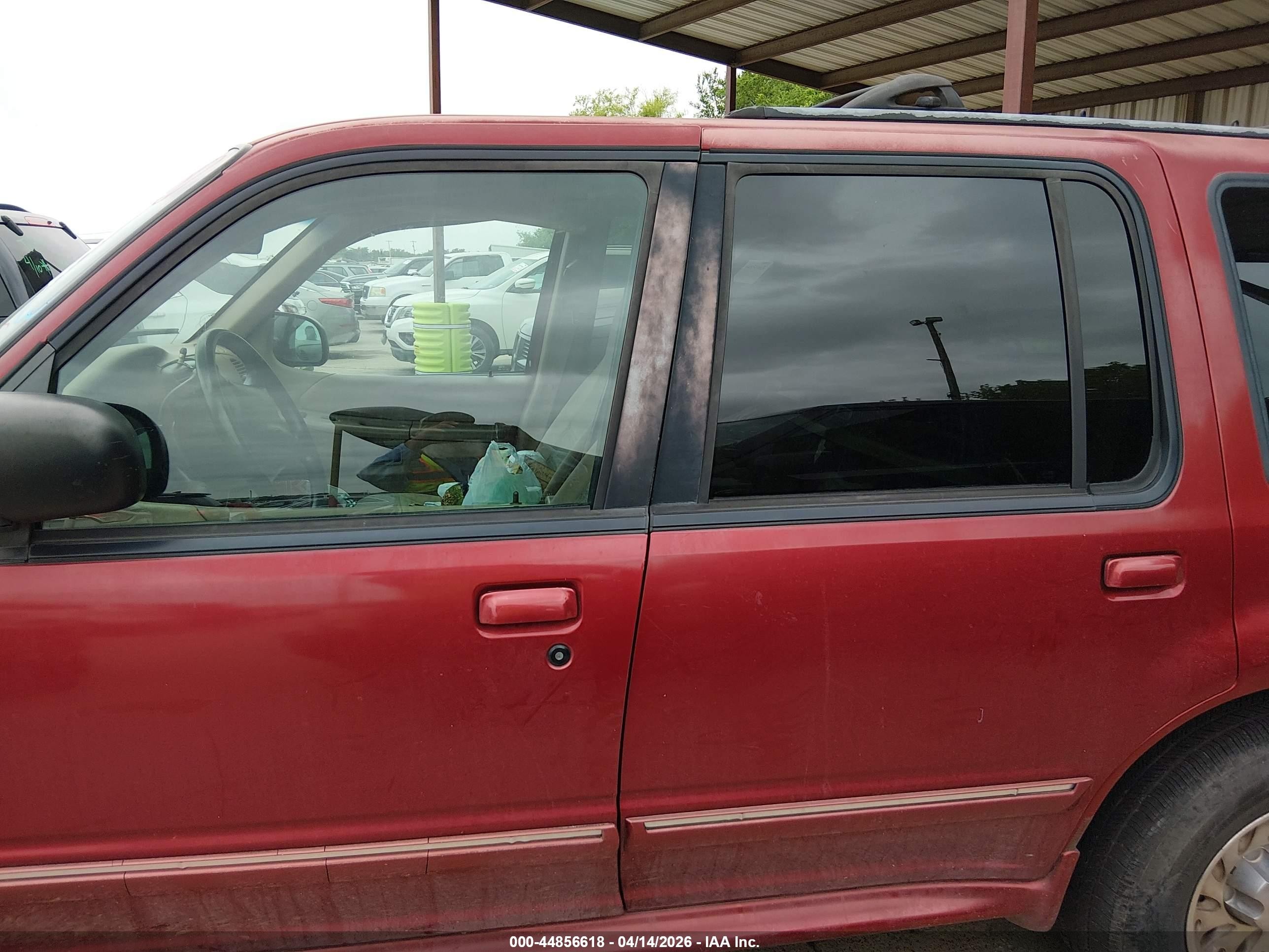 1999 Ford Explorer Xl/xlt Red vin: 1FMZU32X8XZB76660