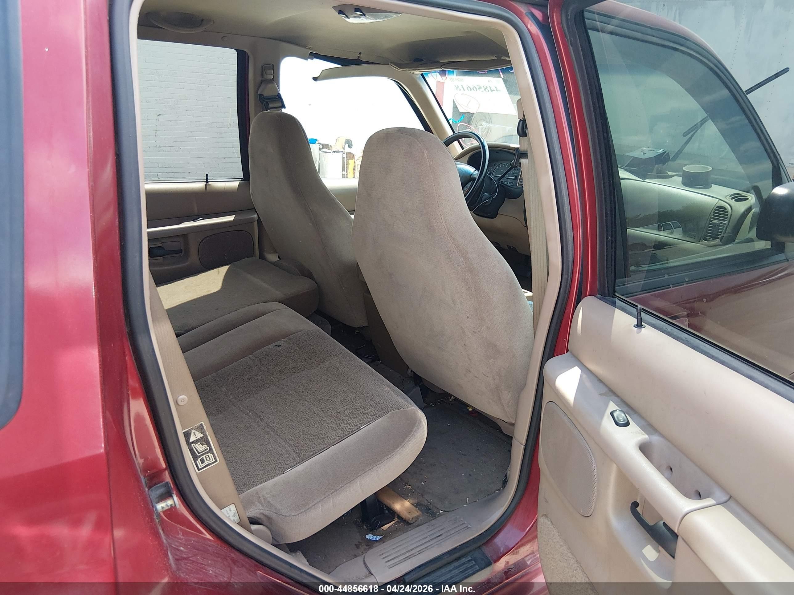 1999 Ford Explorer Xl/xlt Red vin: 1FMZU32X8XZB76660