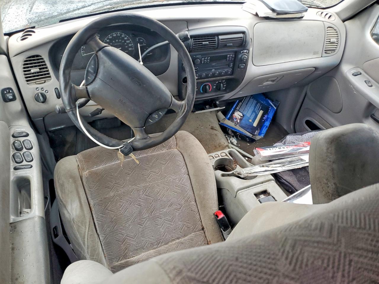 1998 Ford Explorer Blue vin: 1FMZU34E1WUA08589