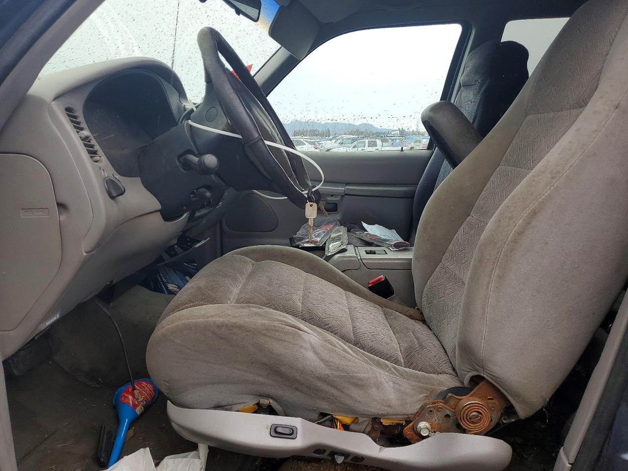 1998 Ford Explorer Blue vin: 1FMZU34E1WUA08589