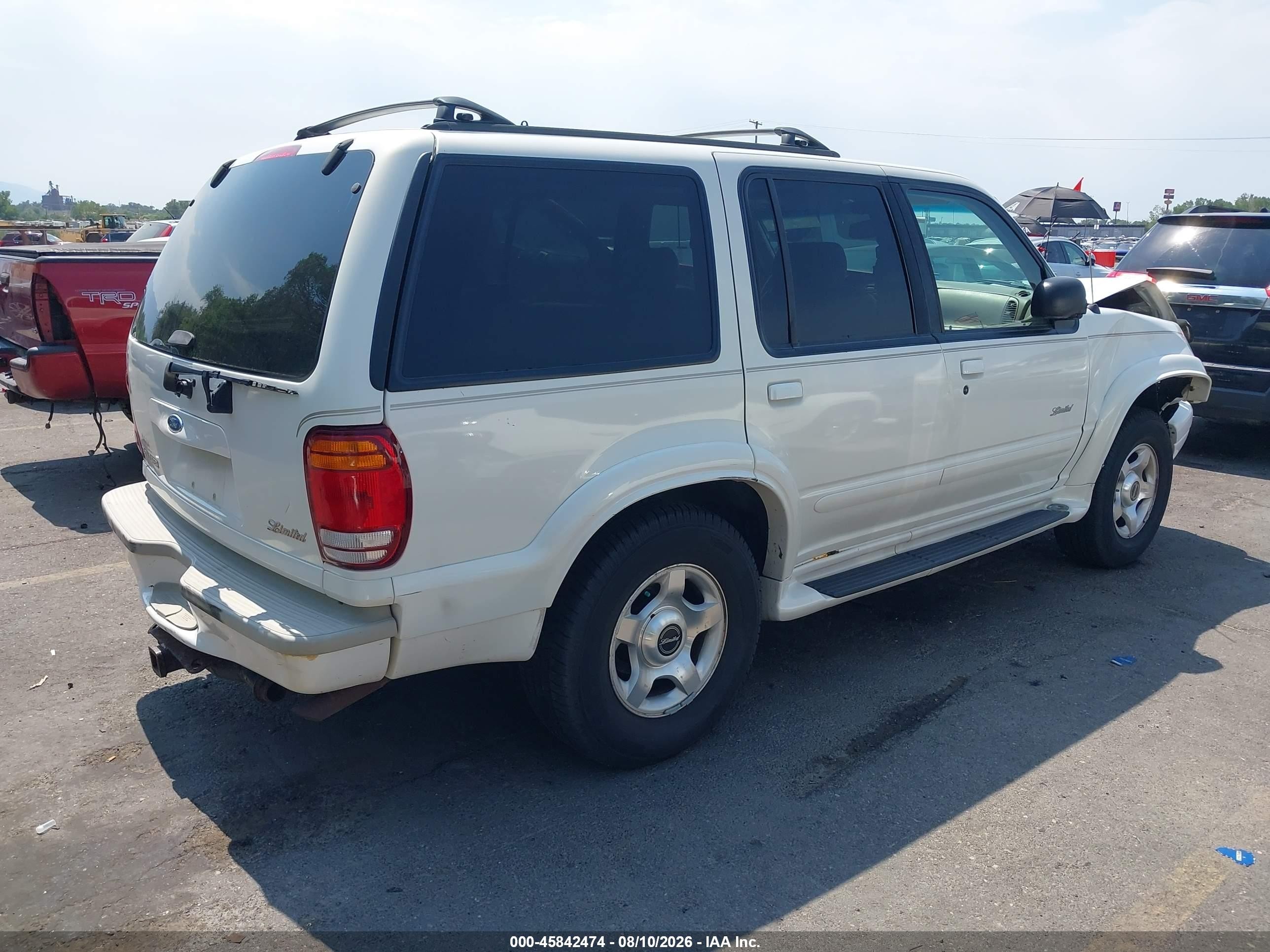 1999 Ford Explorer Eddie Bauer/limited/xlt White vin: 1FMZU34E2XZB21214