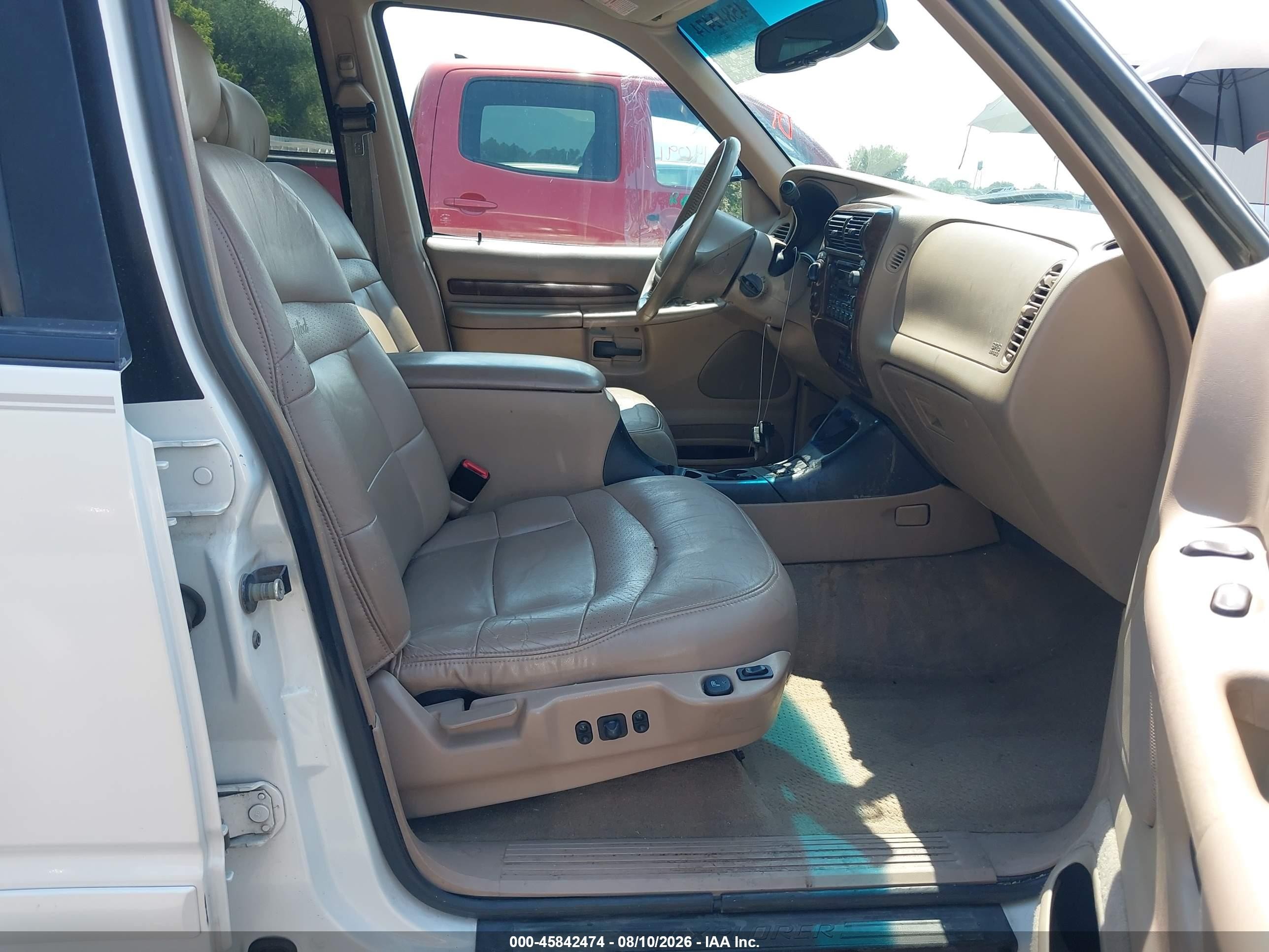 1999 Ford Explorer Eddie Bauer/limited/xlt White vin: 1FMZU34E2XZB21214