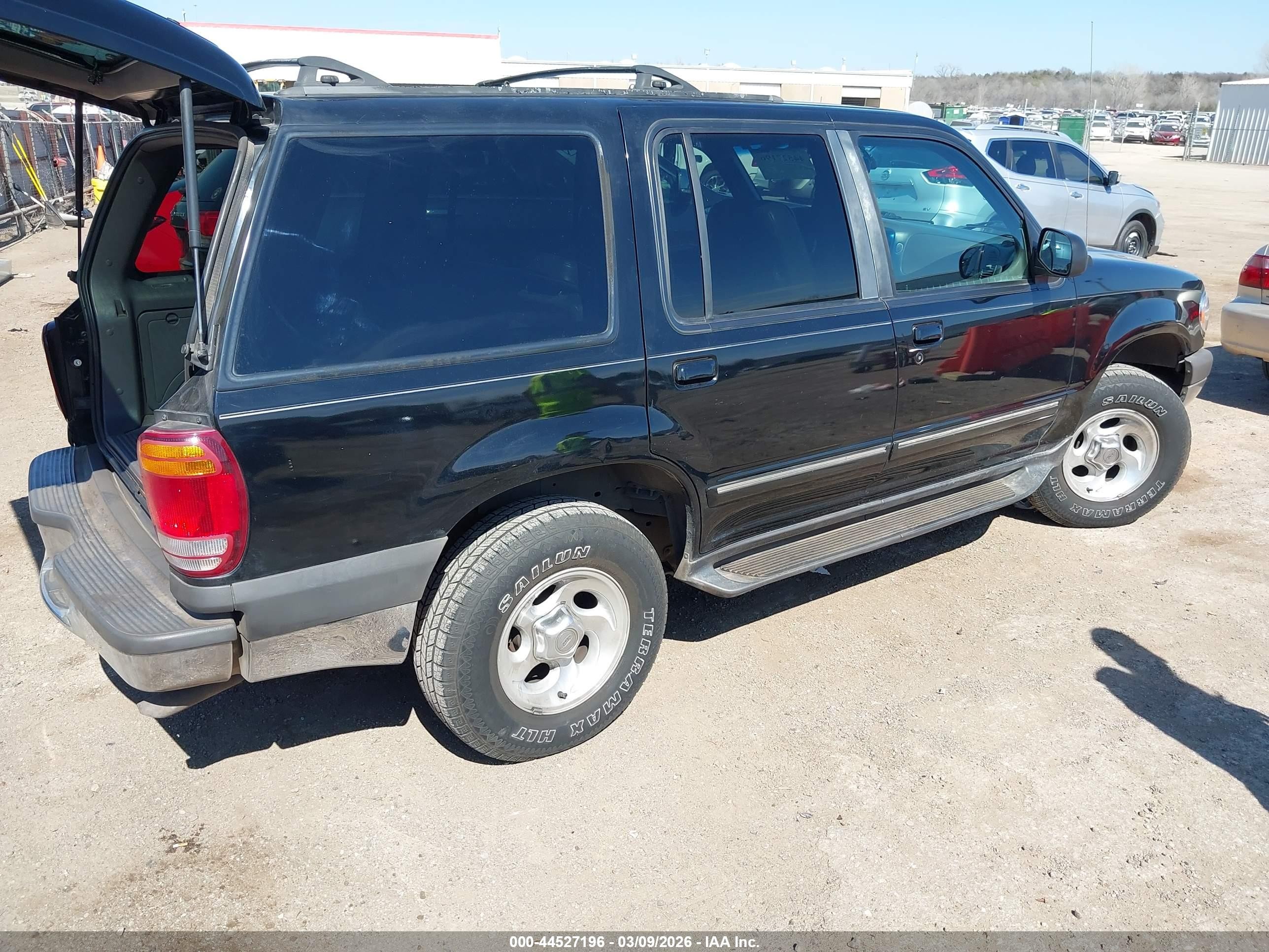 1999 Ford Explorer Eddie Bauer/limited/xlt Черный vin: 1FMZU34E3XZA00966